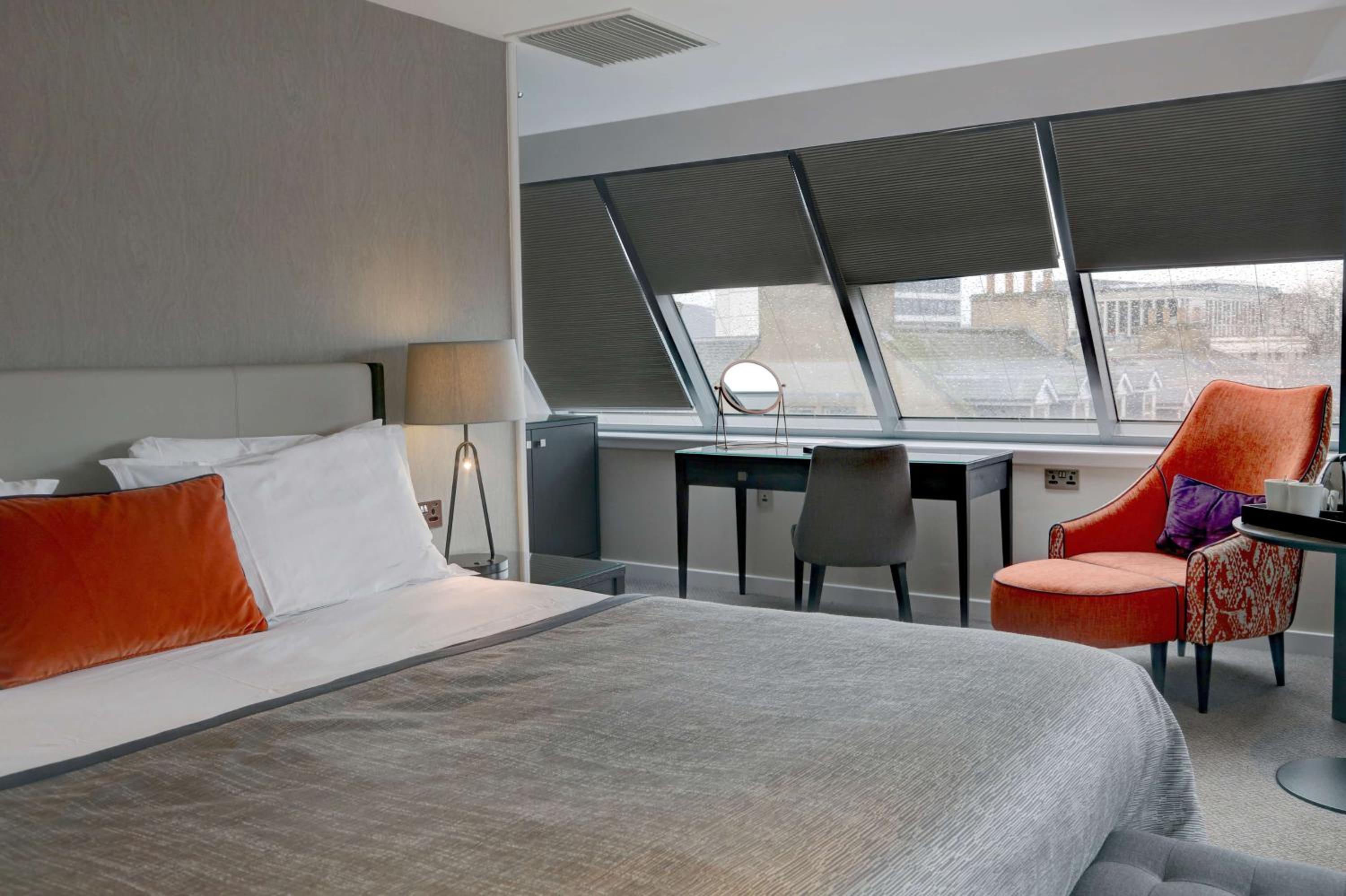 Skyline Junior Suite