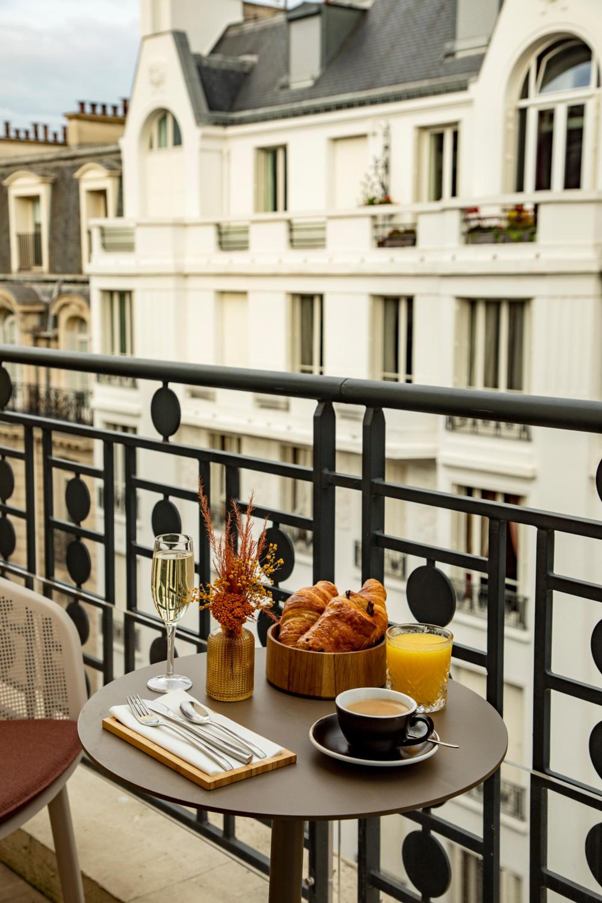 Deluxe Room with Balcony