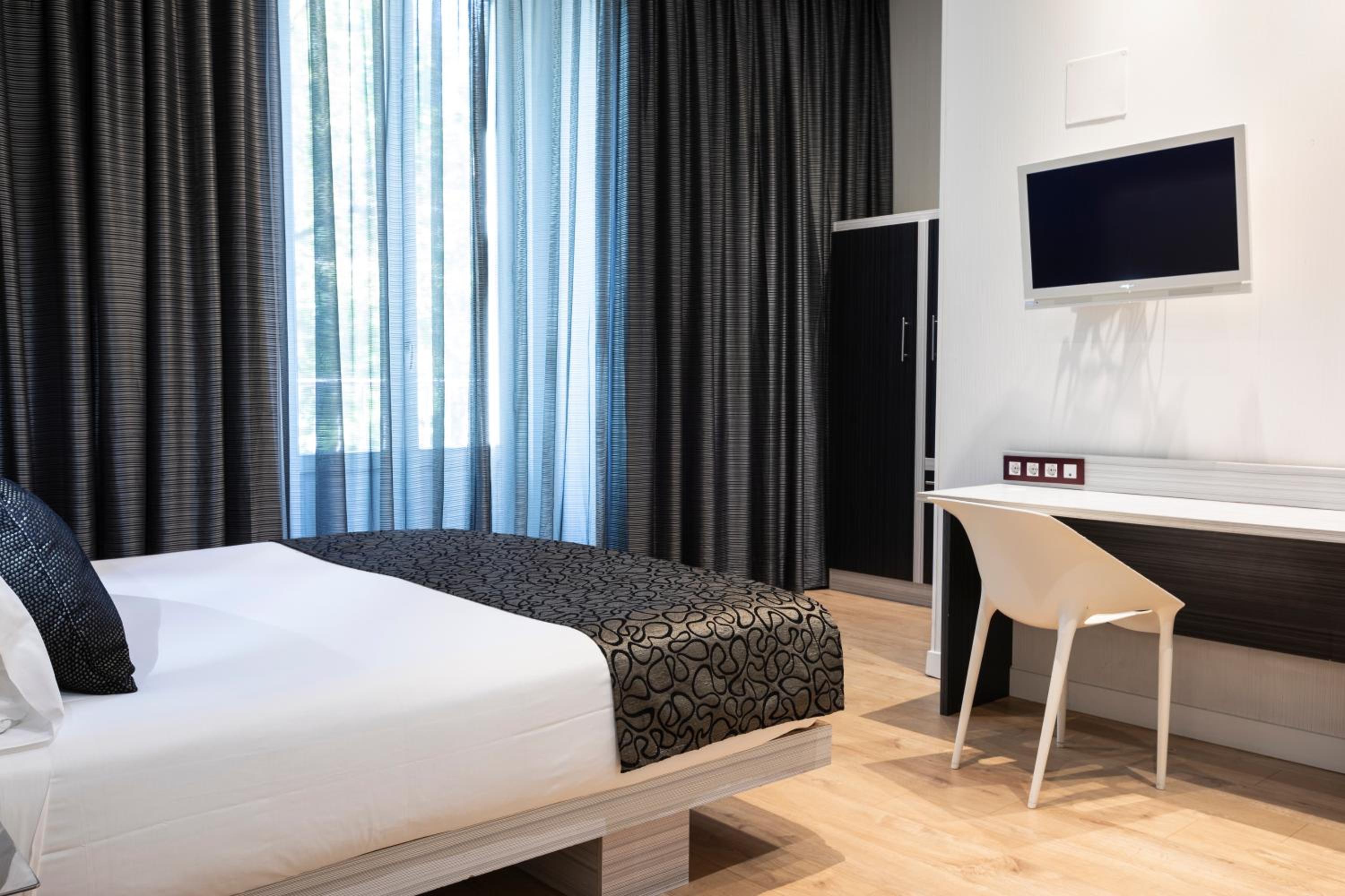 Double Superior Room with views and Balcony