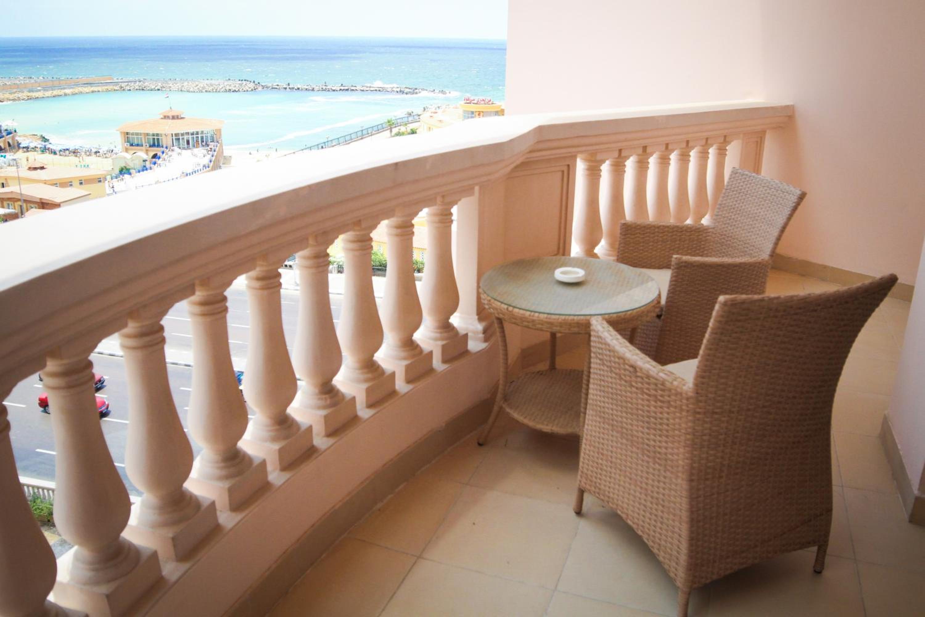 Family Room Sea Front