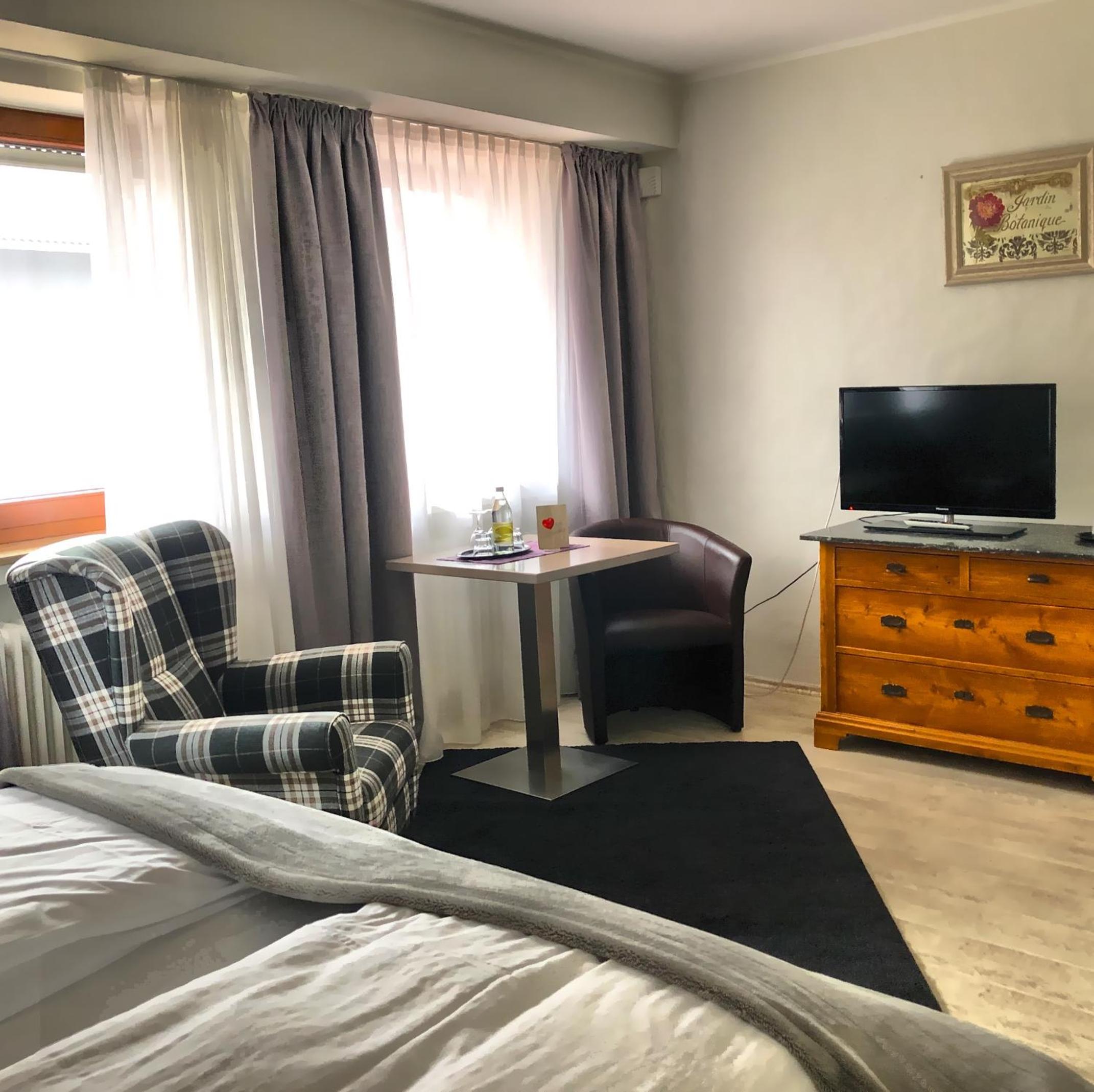 Budget Double Room - Teils Im Nebengebäude (Dogs Allowed)