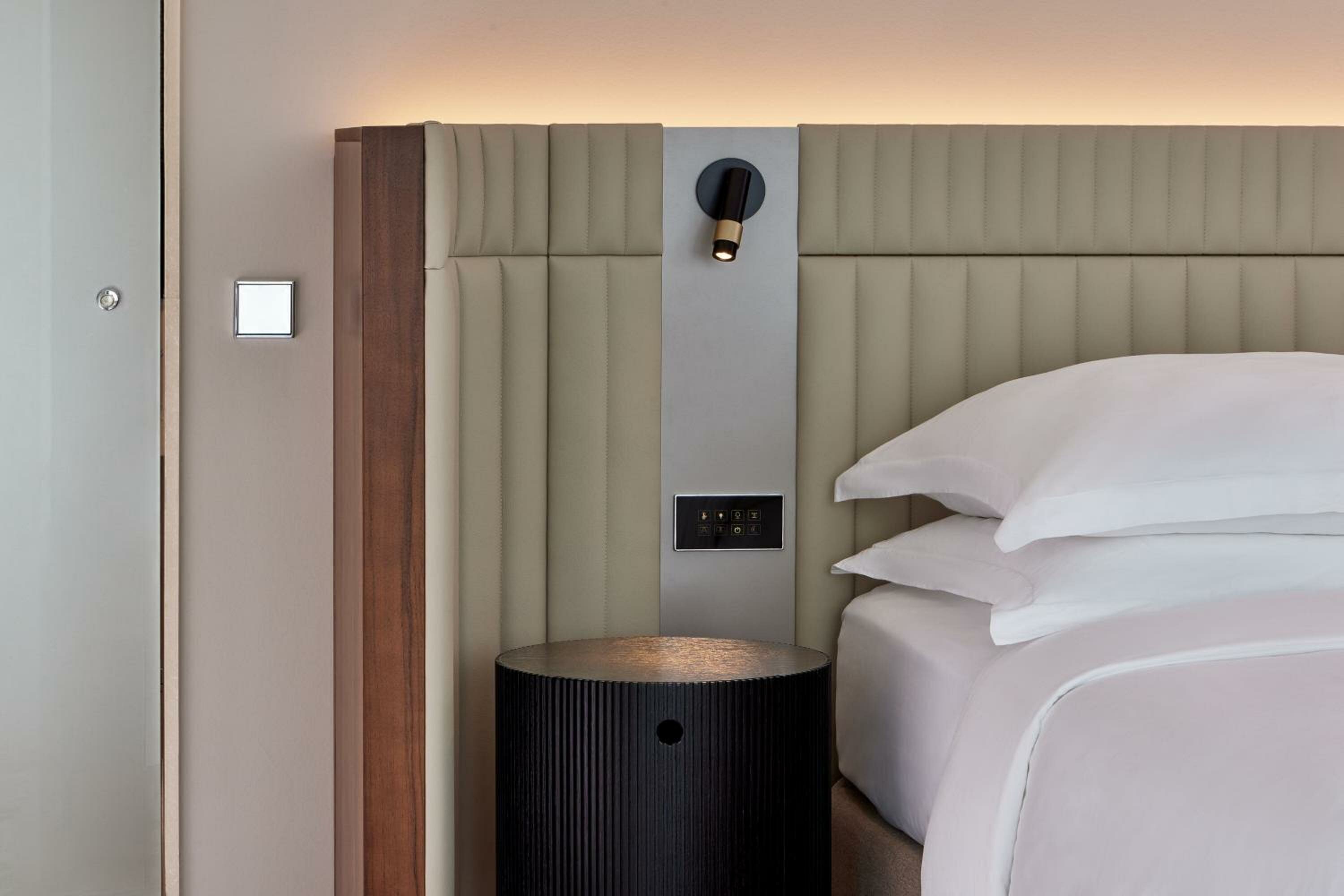 Deluxe Corner King Room with Sofa Bed