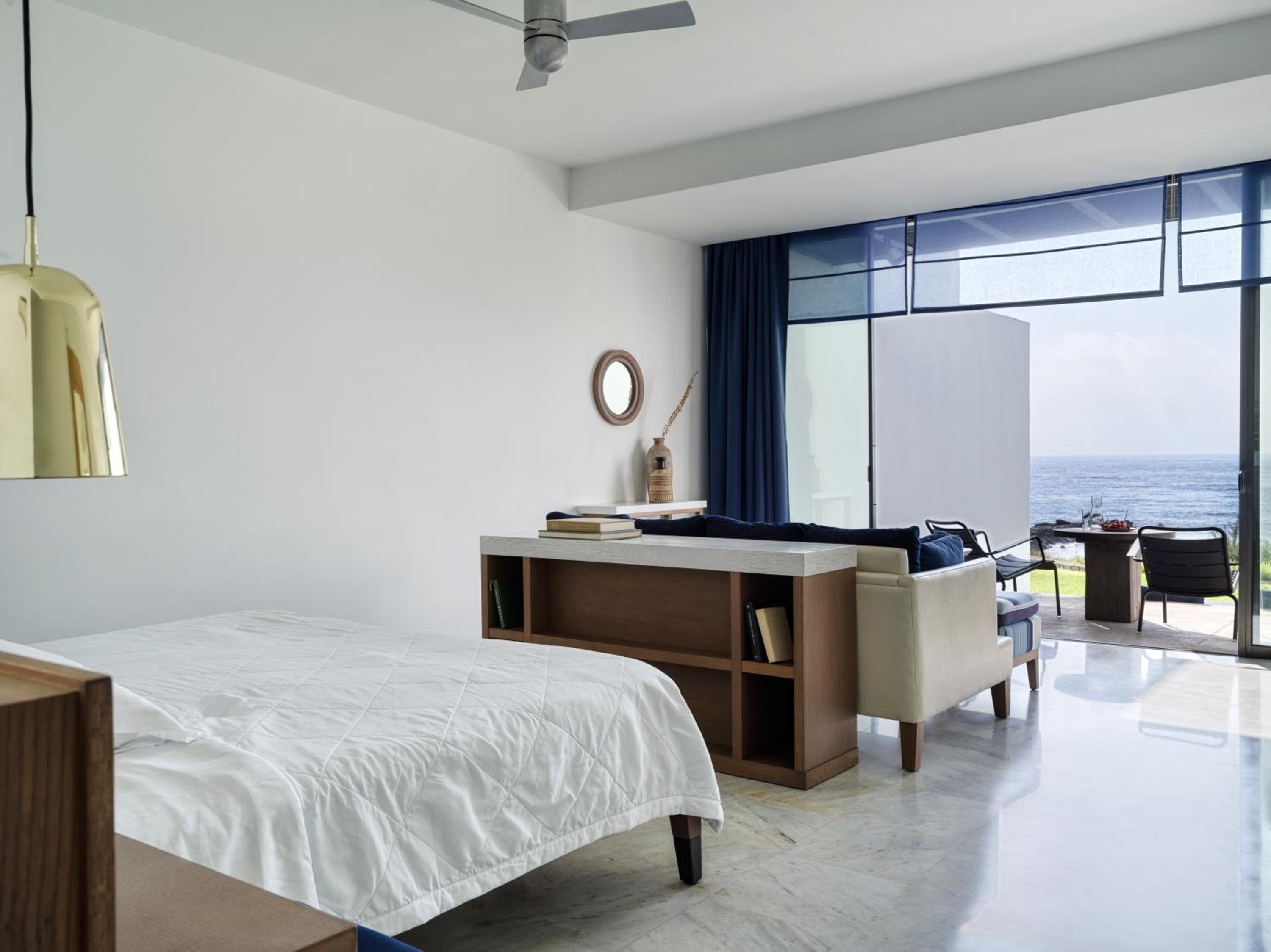  Sea Front Kyma Suite