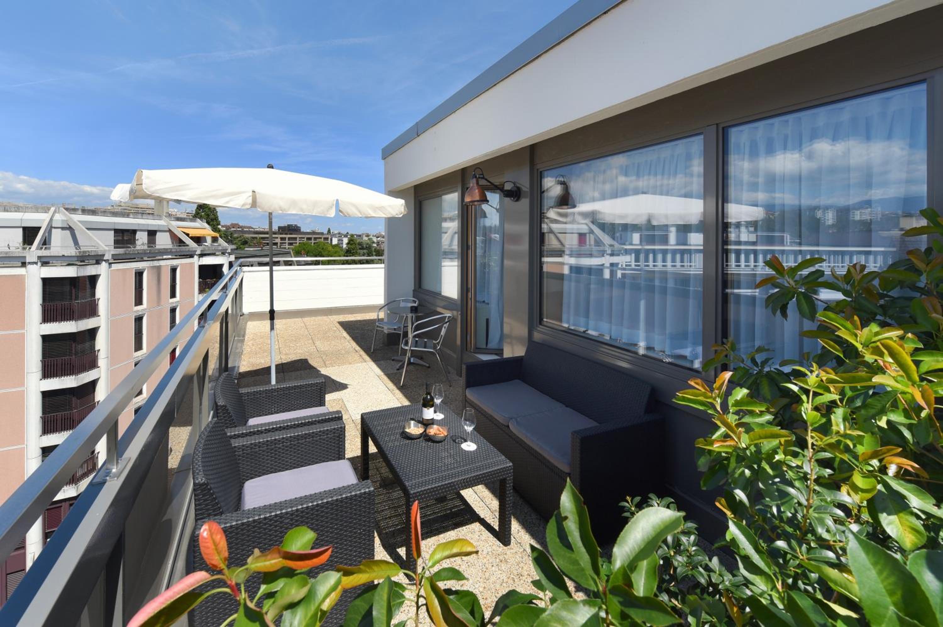 Apartment with Terrace