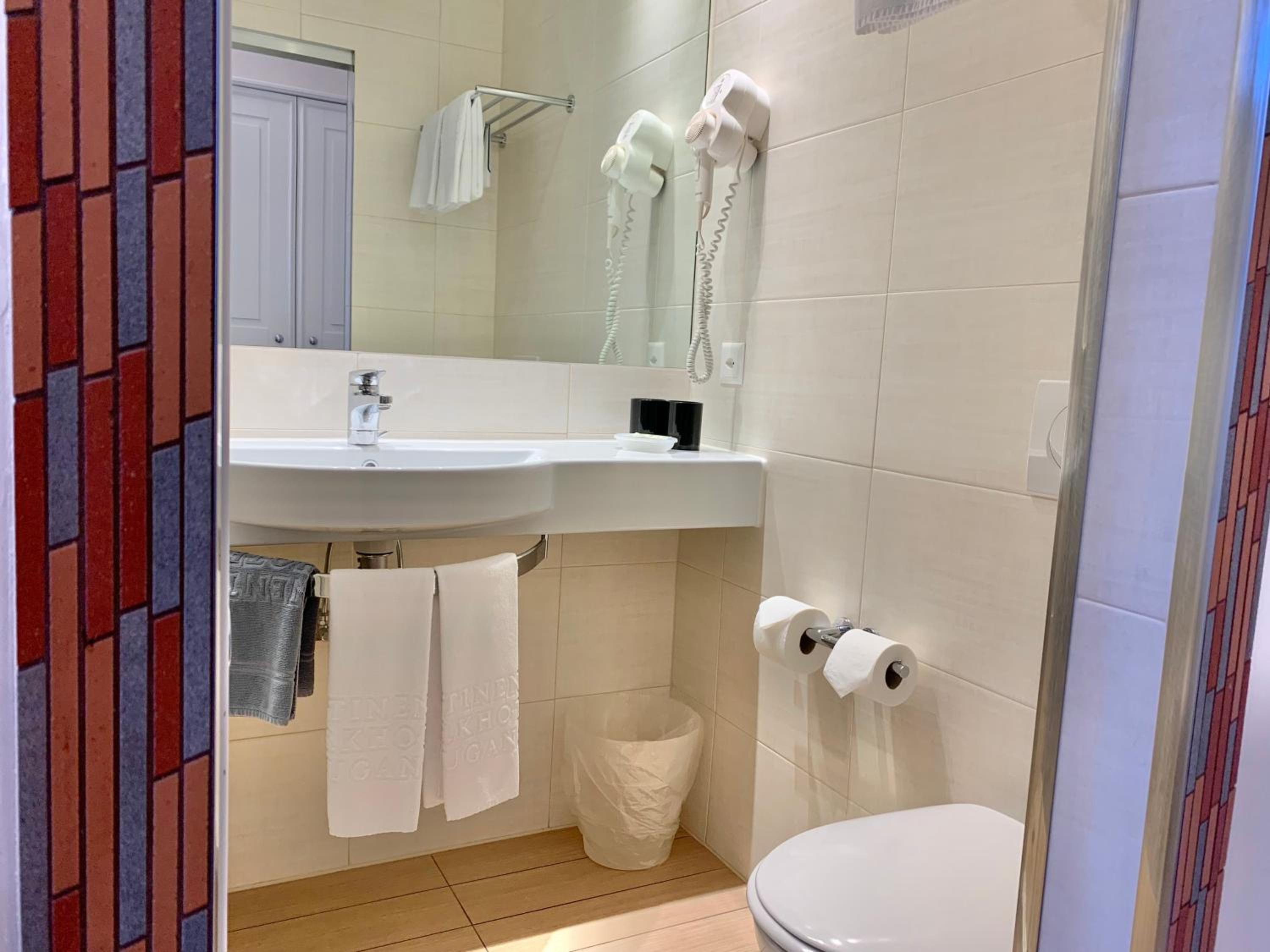 Leisure Twin Room Park Side