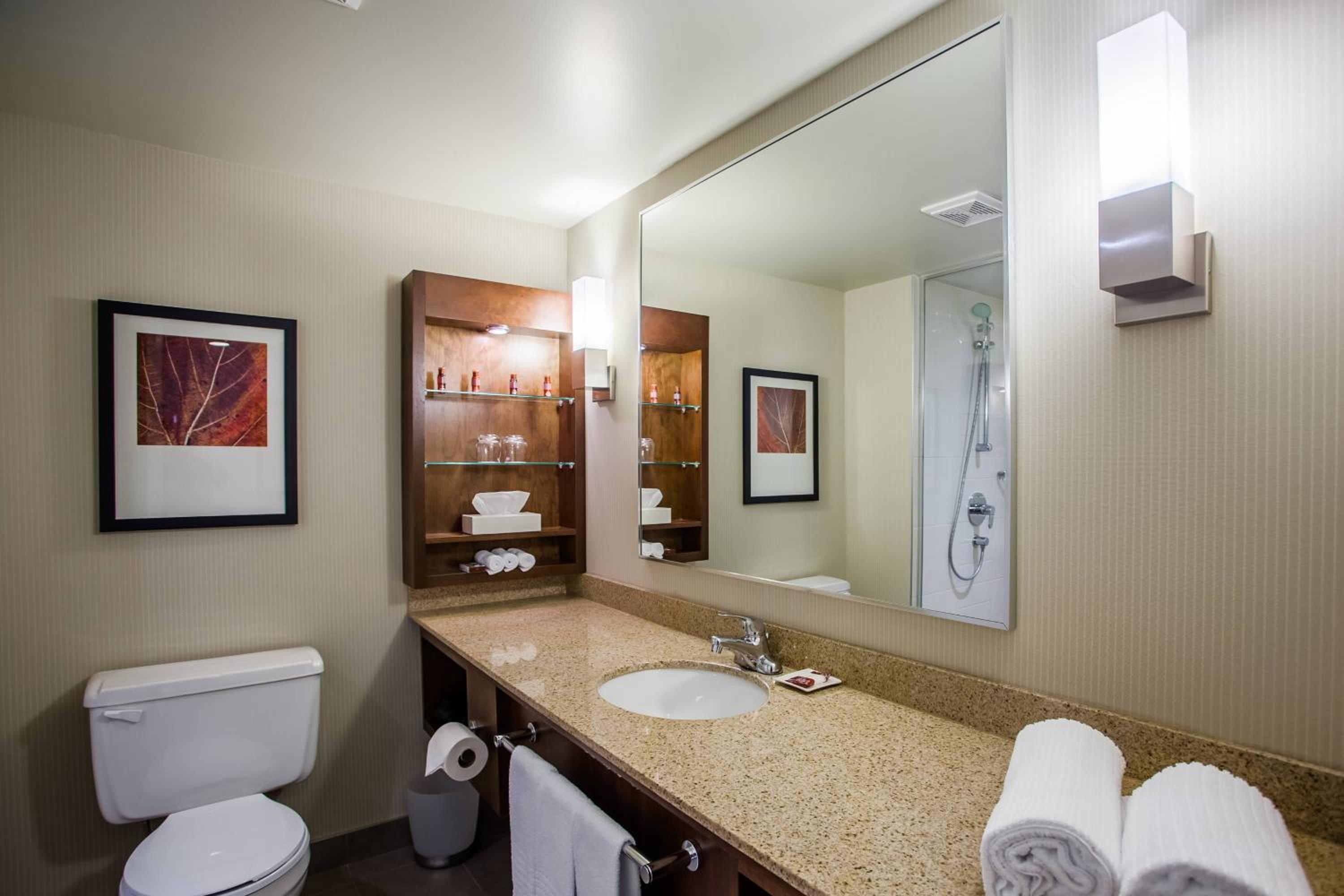 Guest Room, 1 King