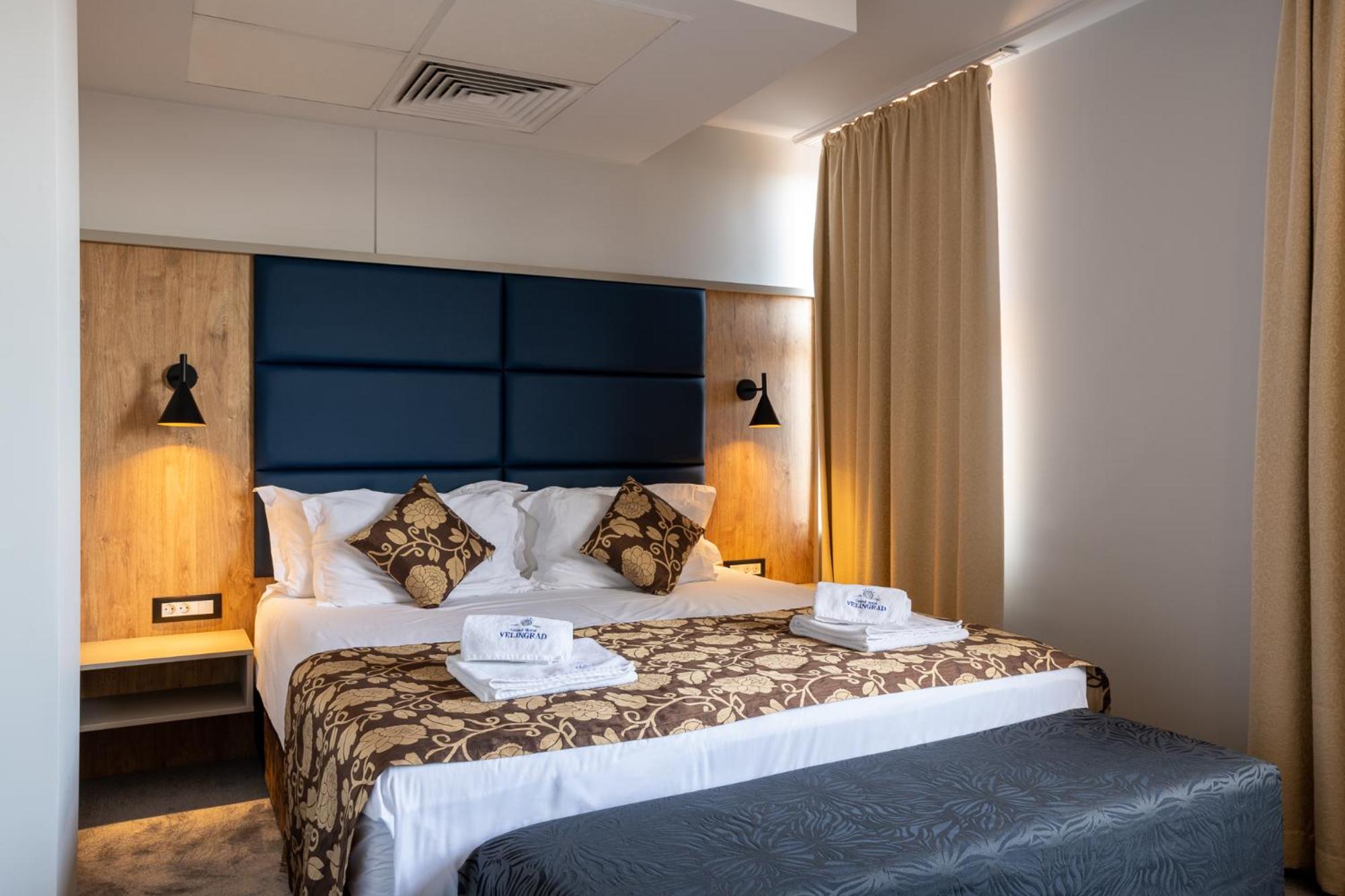 Deluxe Double or Twin Room with Balcony and View