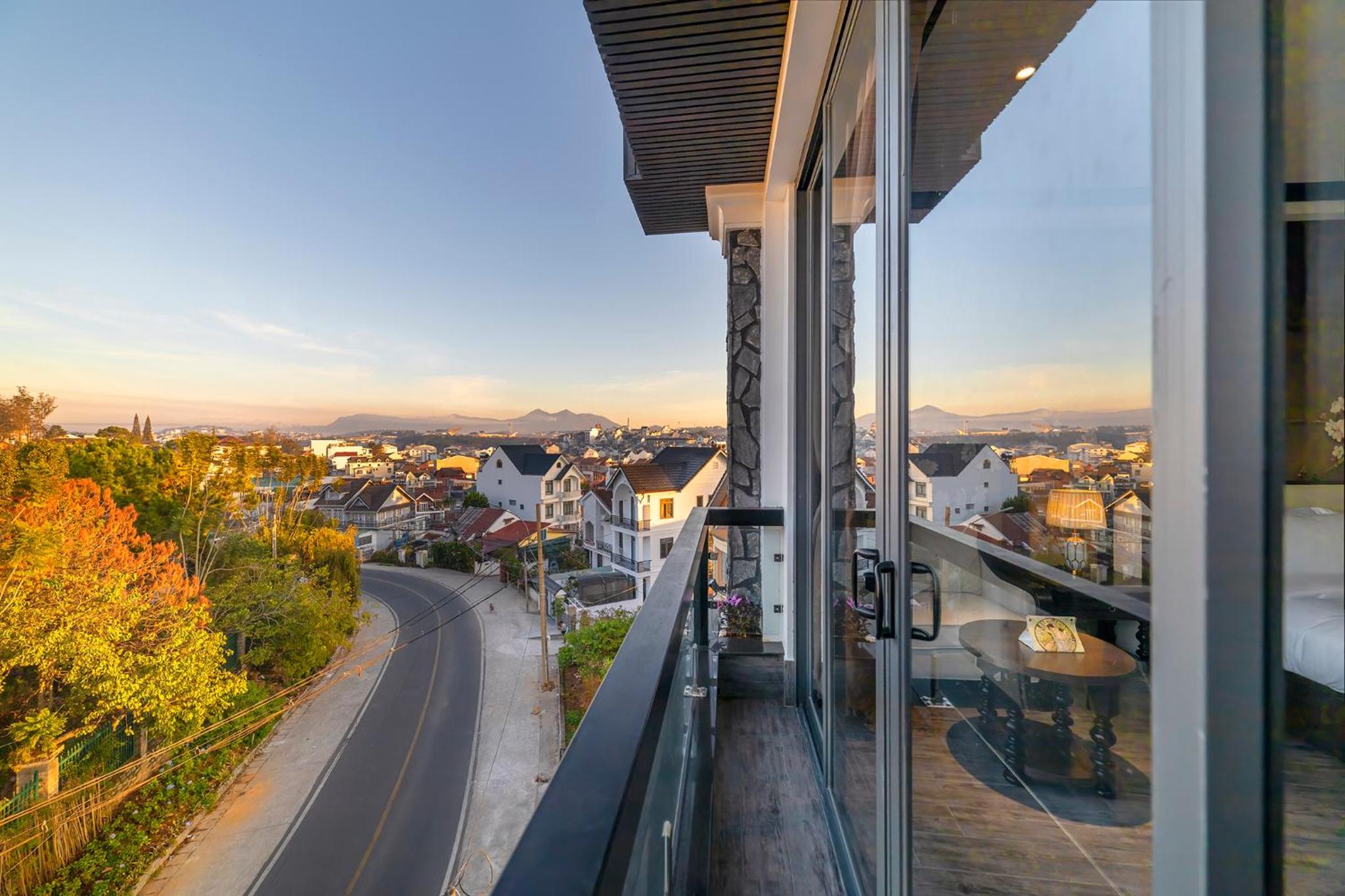 Deluxe Double Room with Balcony