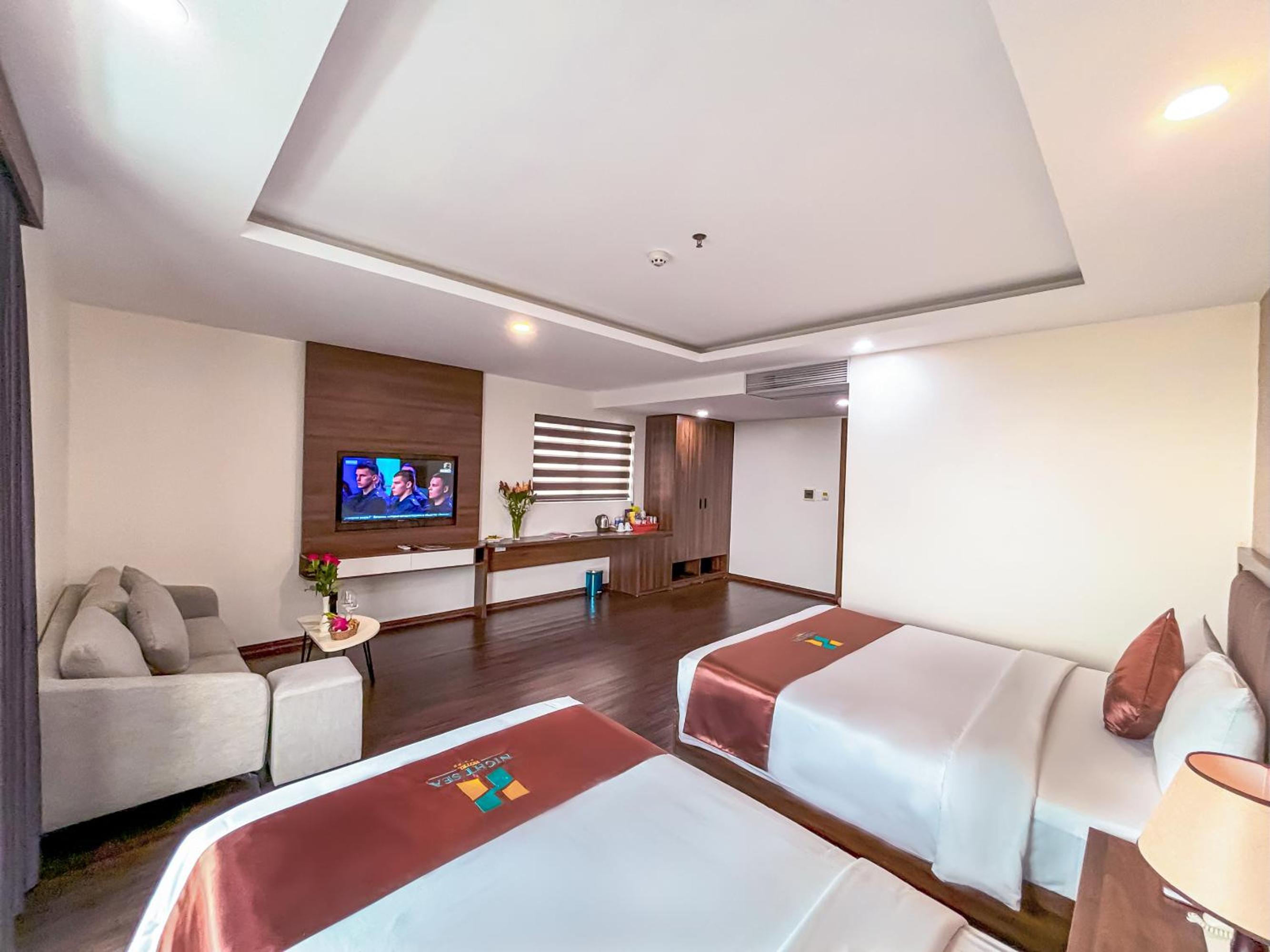 Suite with Garden View