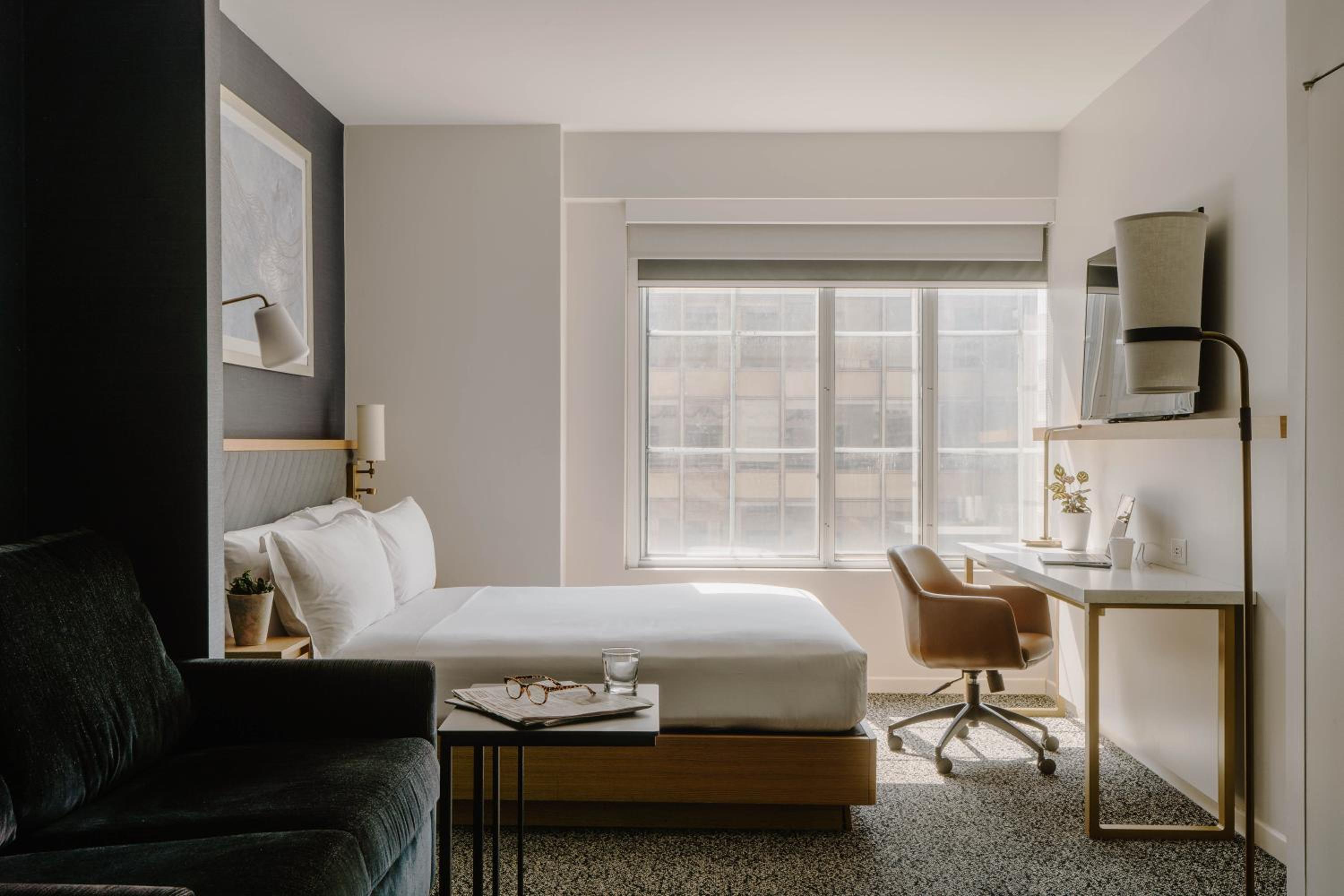 Superior Queen Room