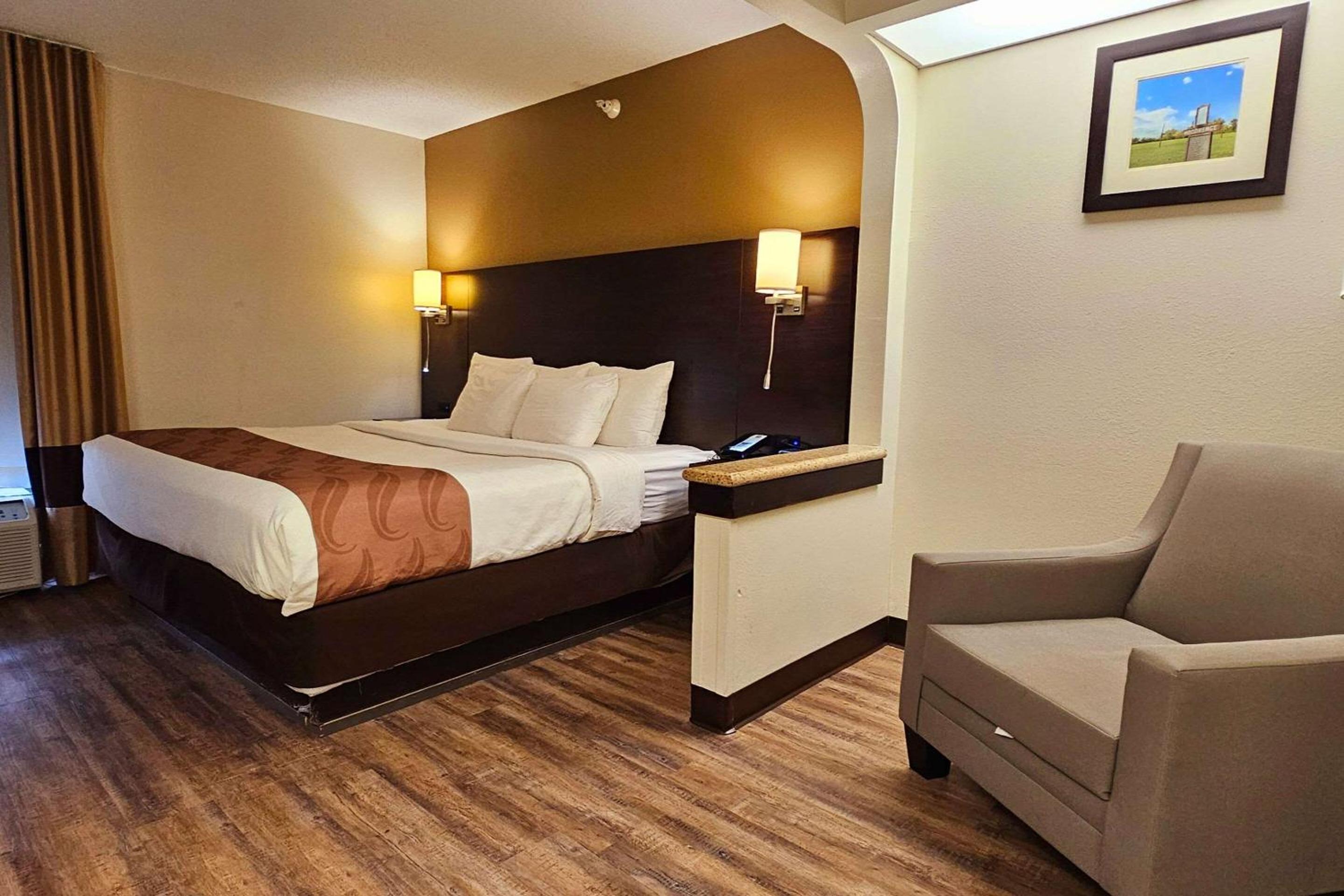 King Room - Non-Smoking