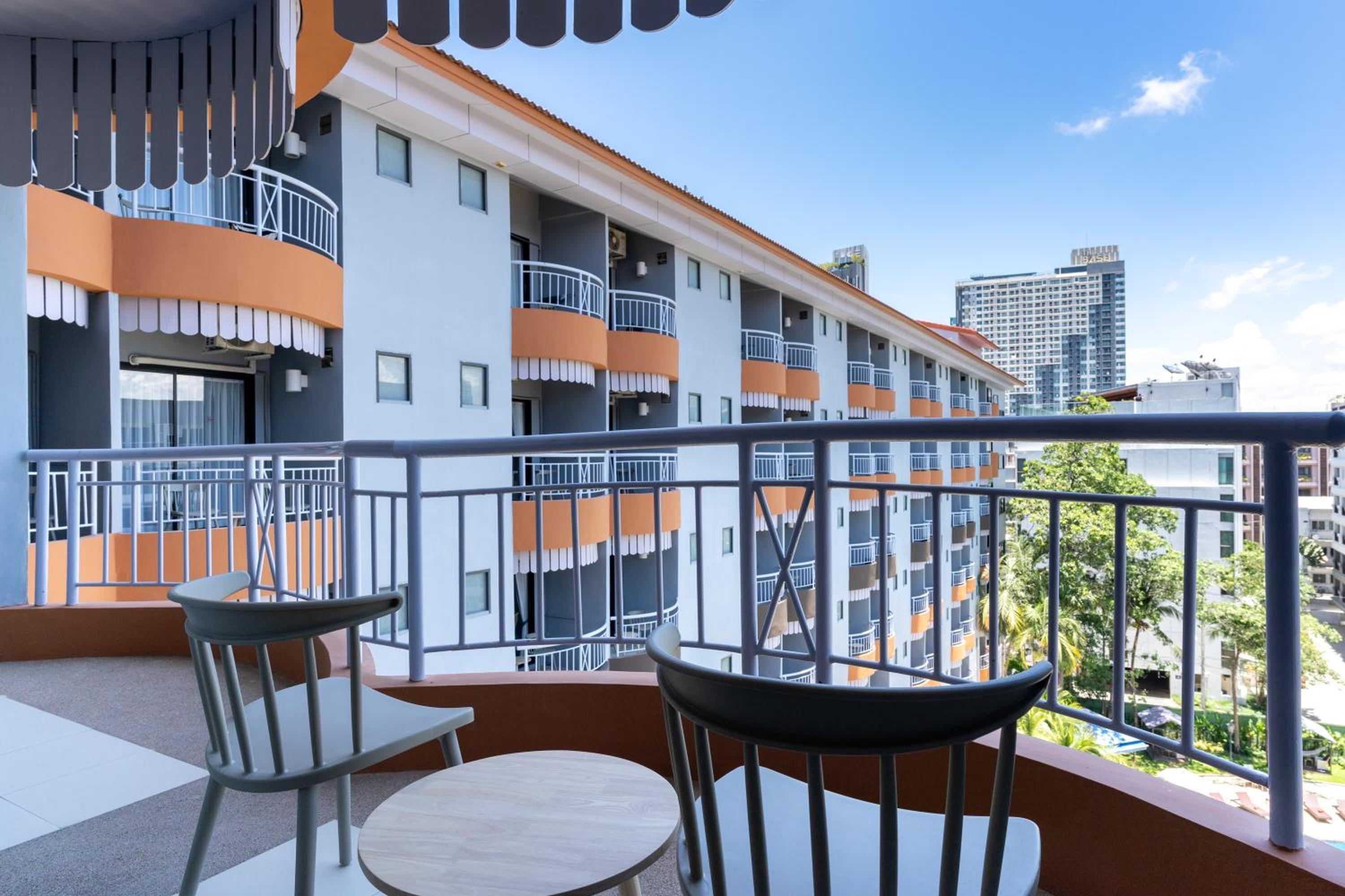 Family Suite with Bunk Bed