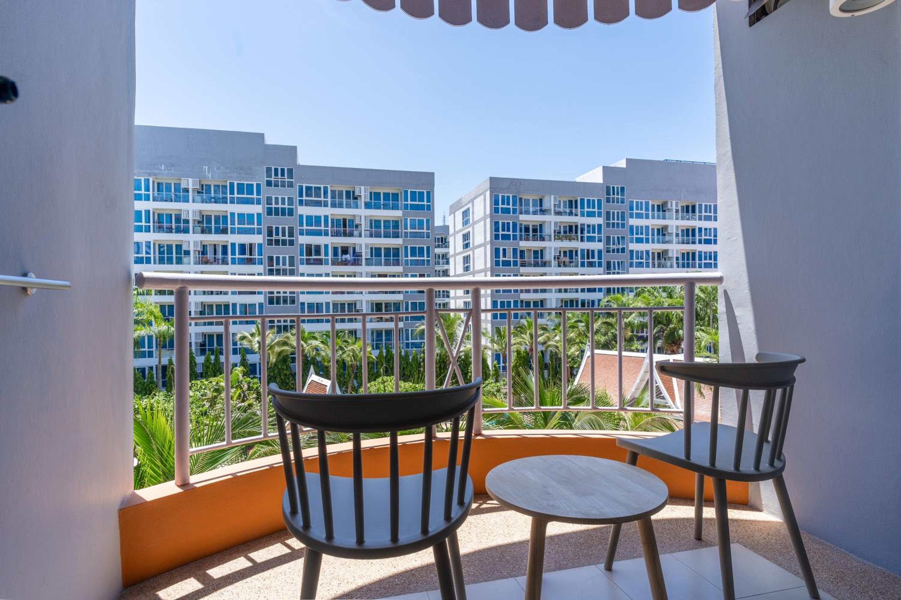 Superior Double Room with Balcony