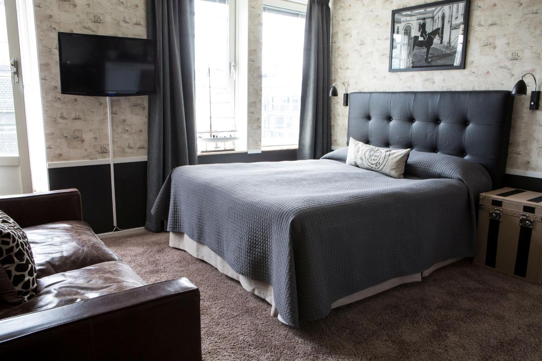 Superior Room with Balcony