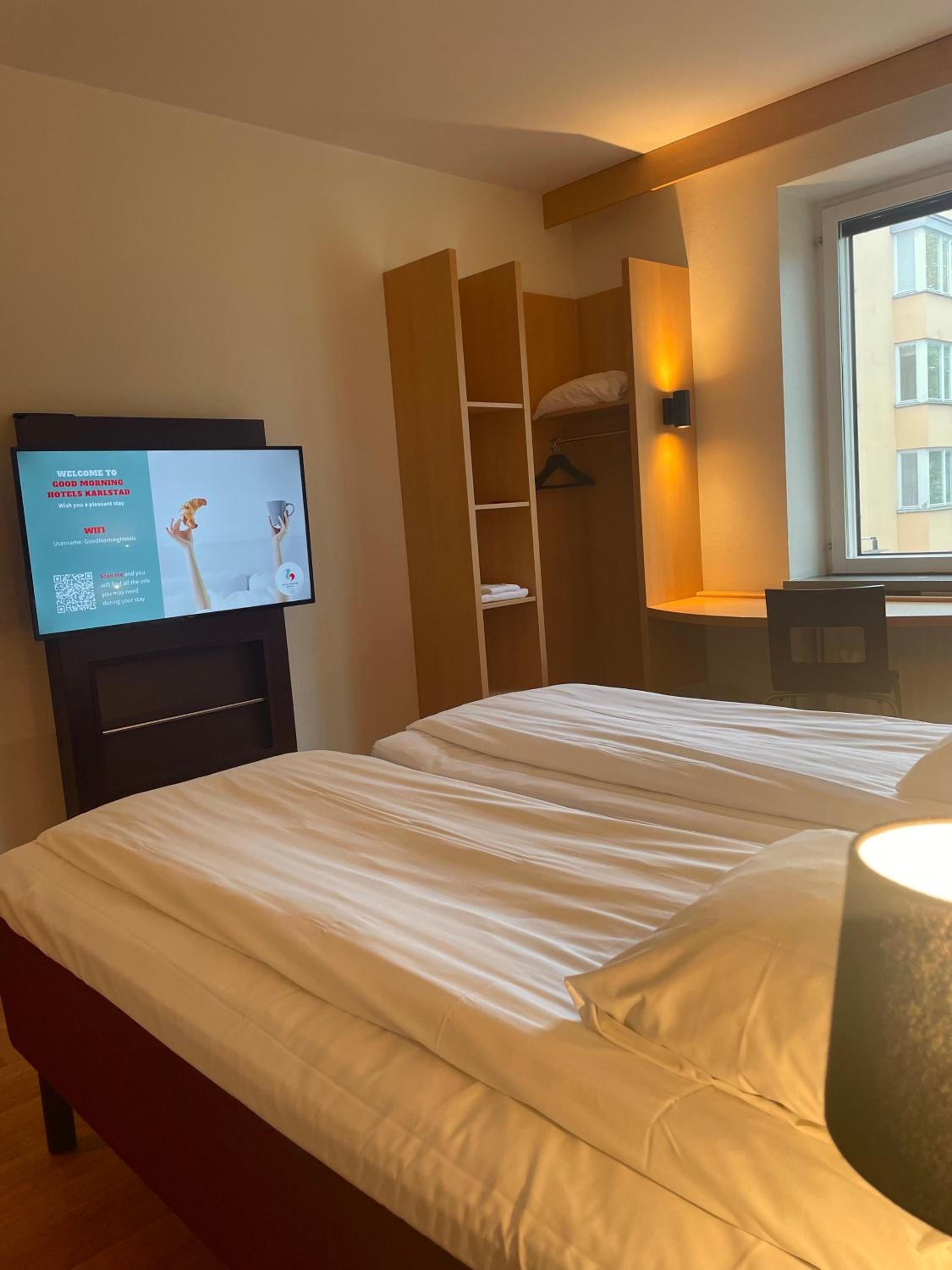 Good Morning Twin Room