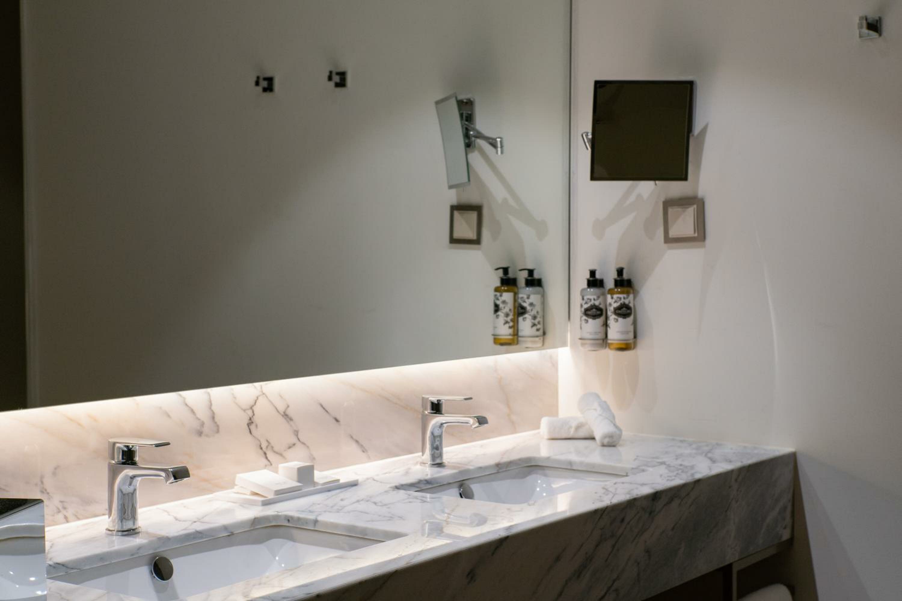 Premium King Room with Balcony