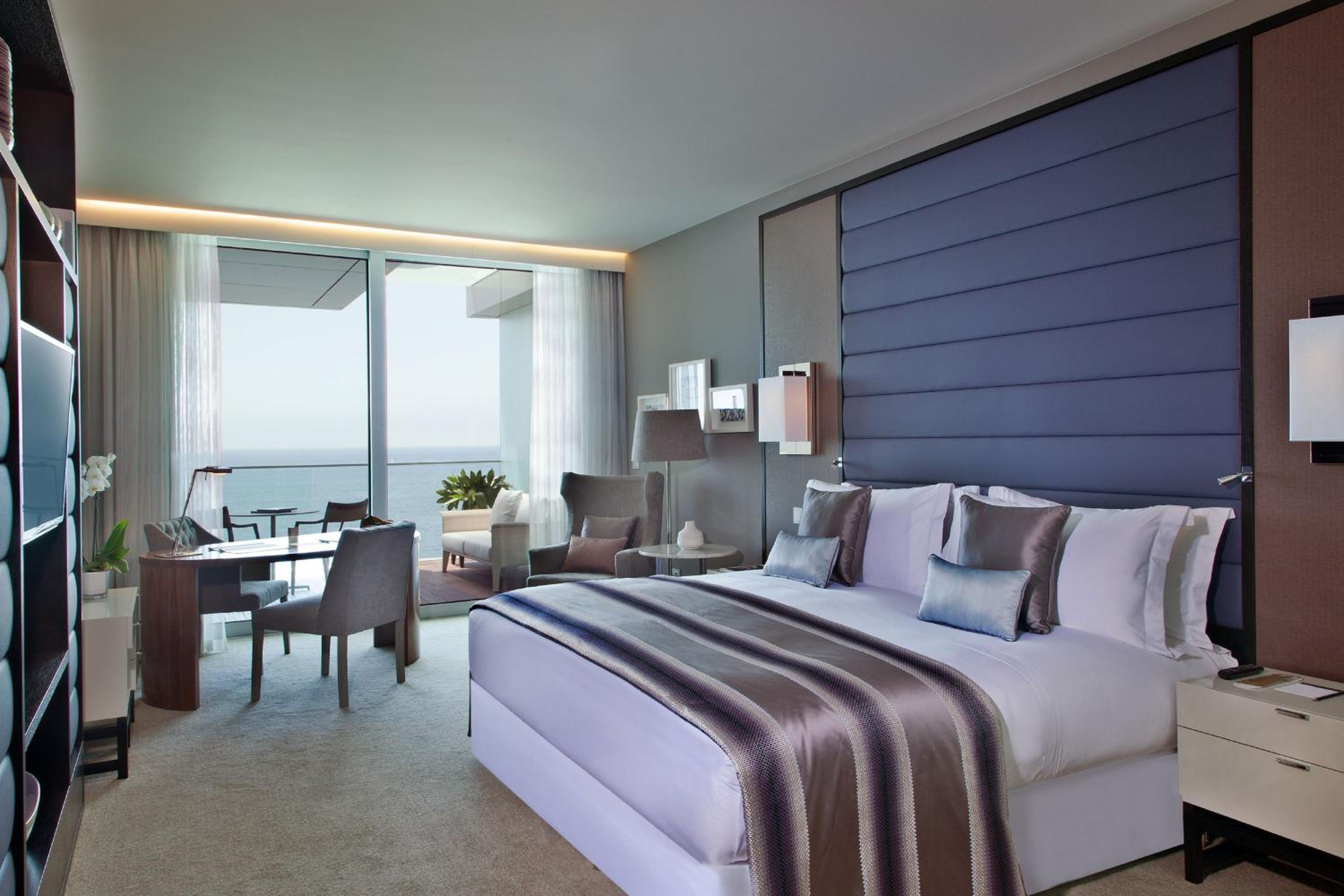 Classic King Room with Ocean View