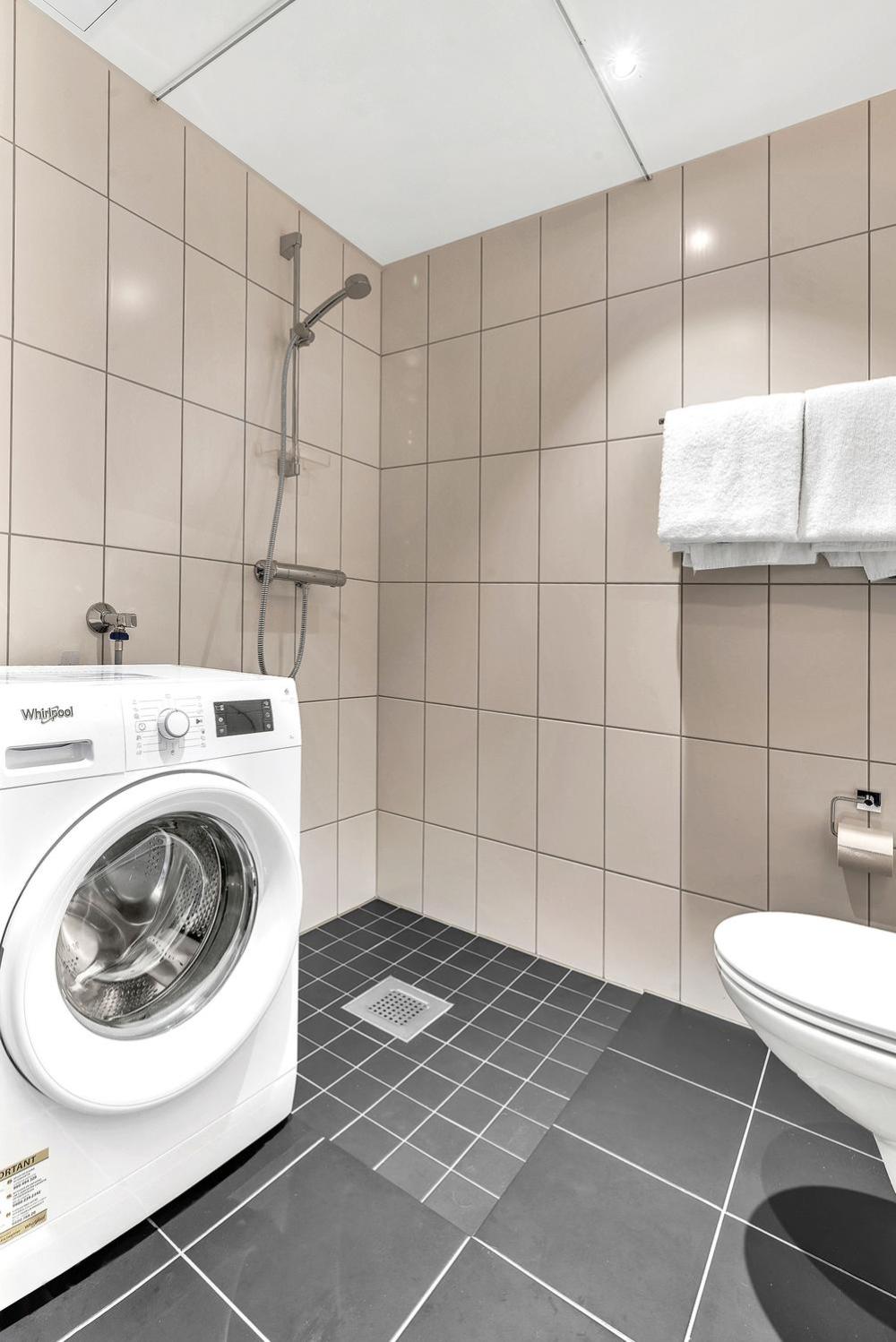 Three-Bedroom Apartment For Five