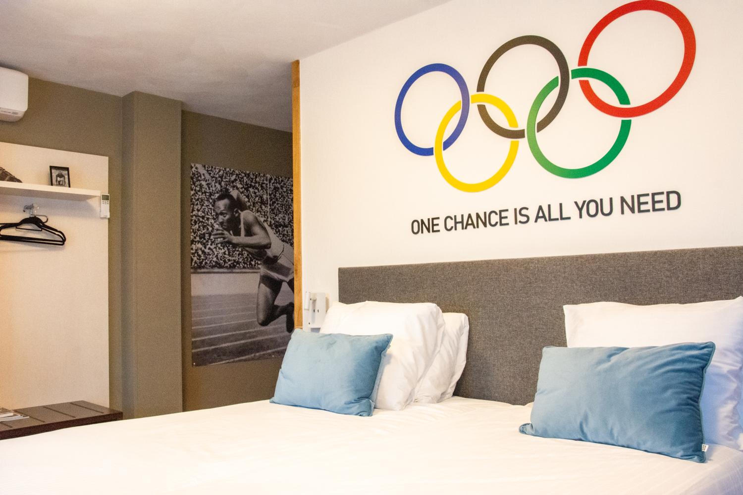 Deluxe XL Cityview Room