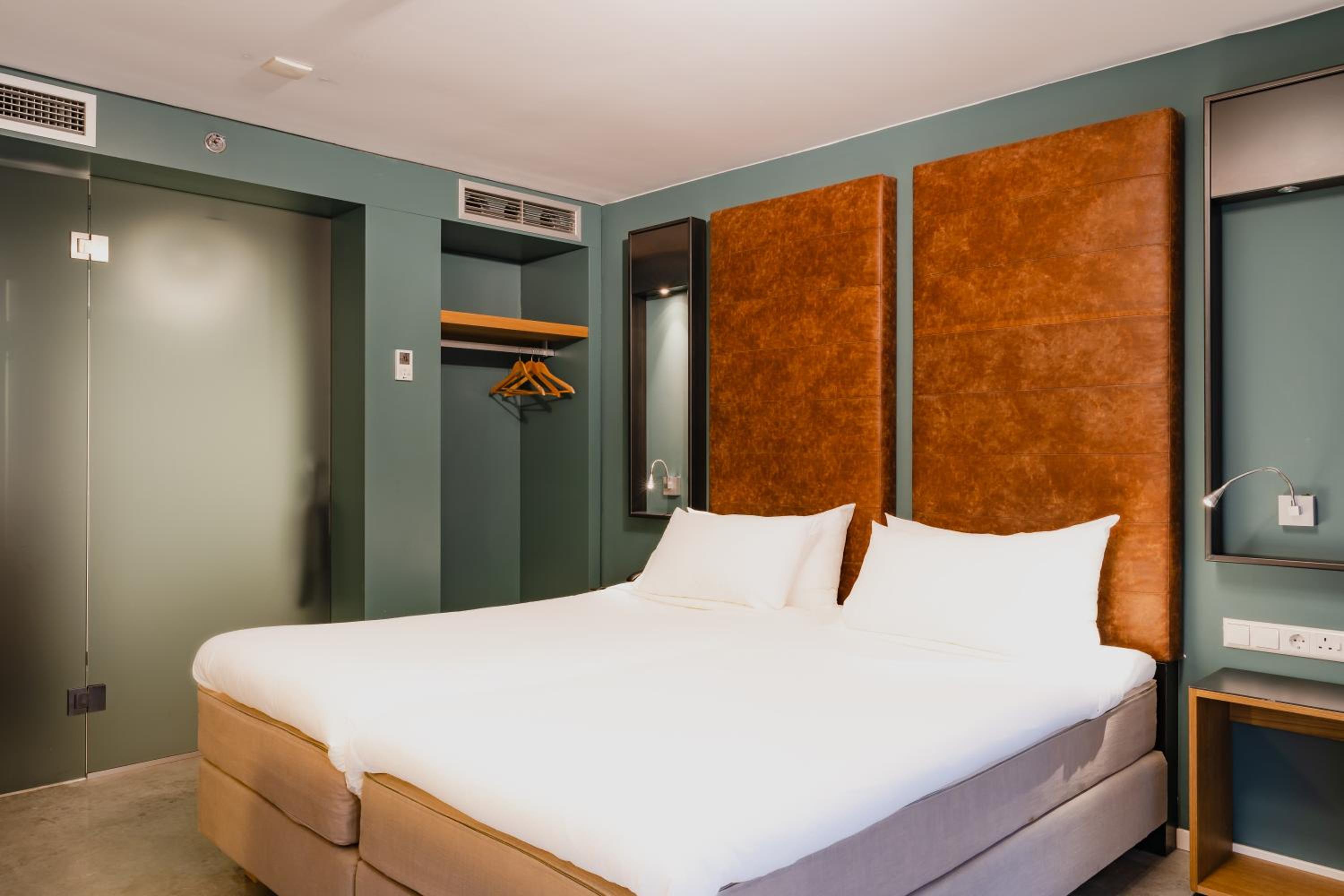 Indoor Double or Twin Room (Atrium view)