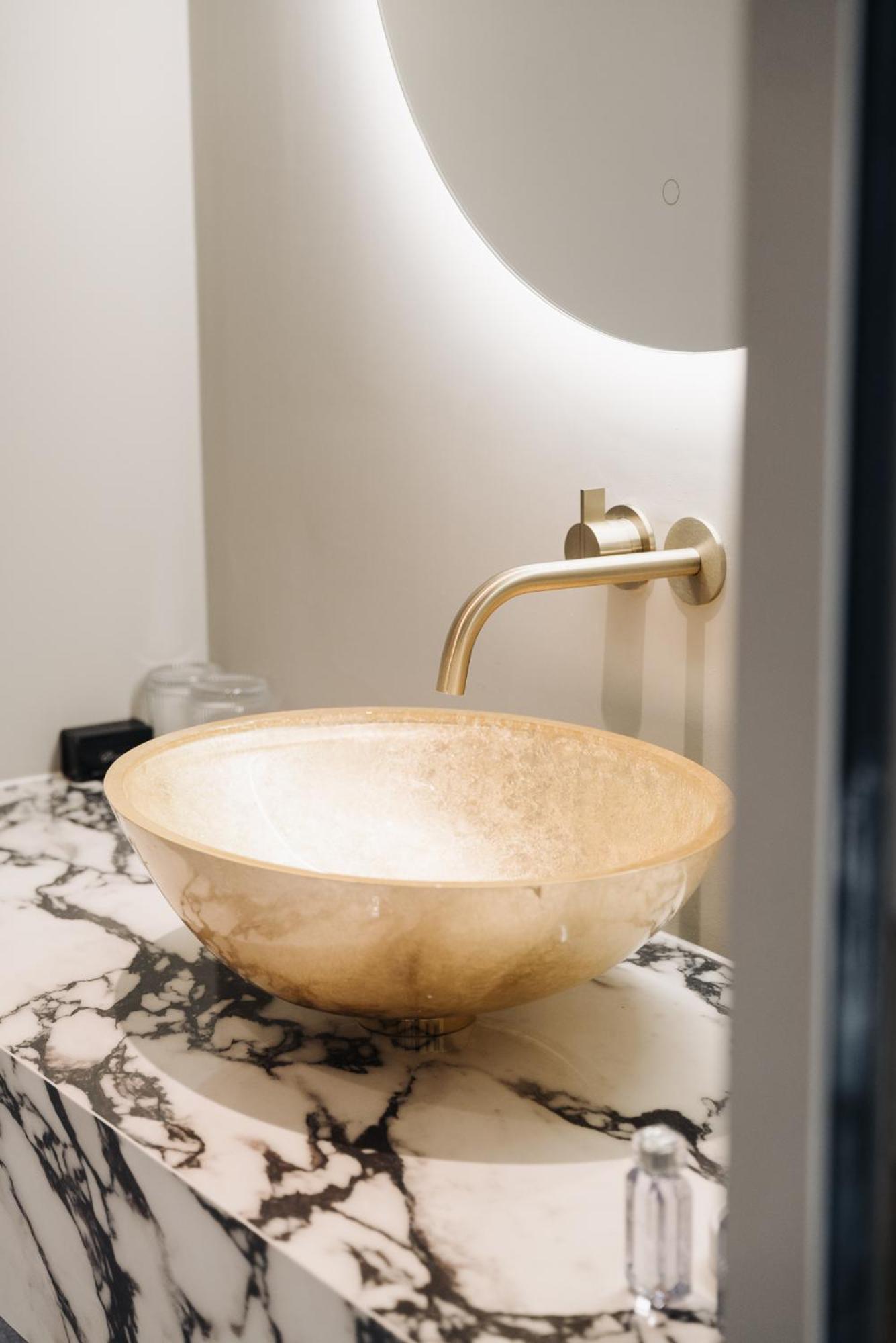 Double Room (Merchant - Street View)