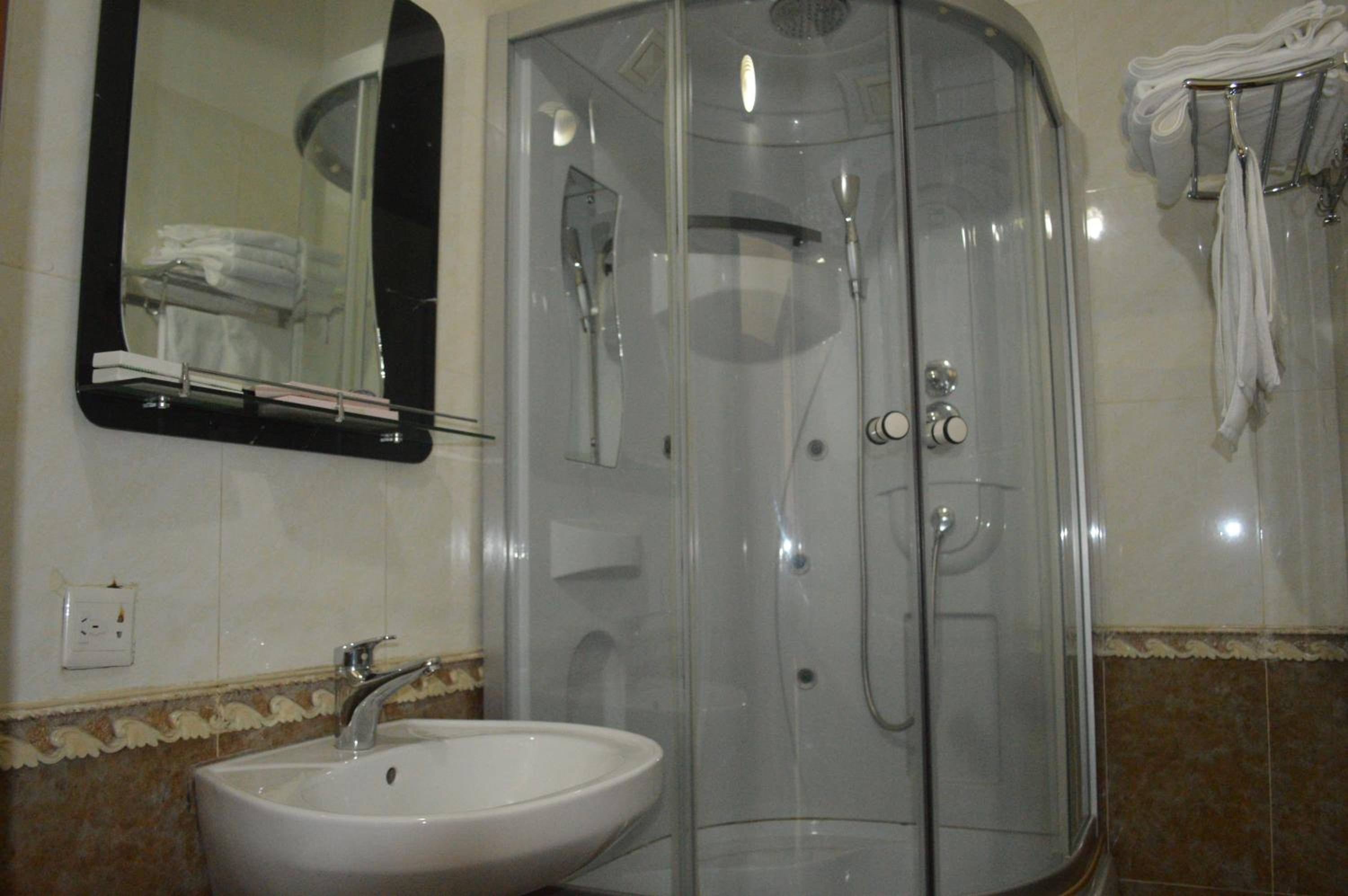 Twin Room with Private Bathroom