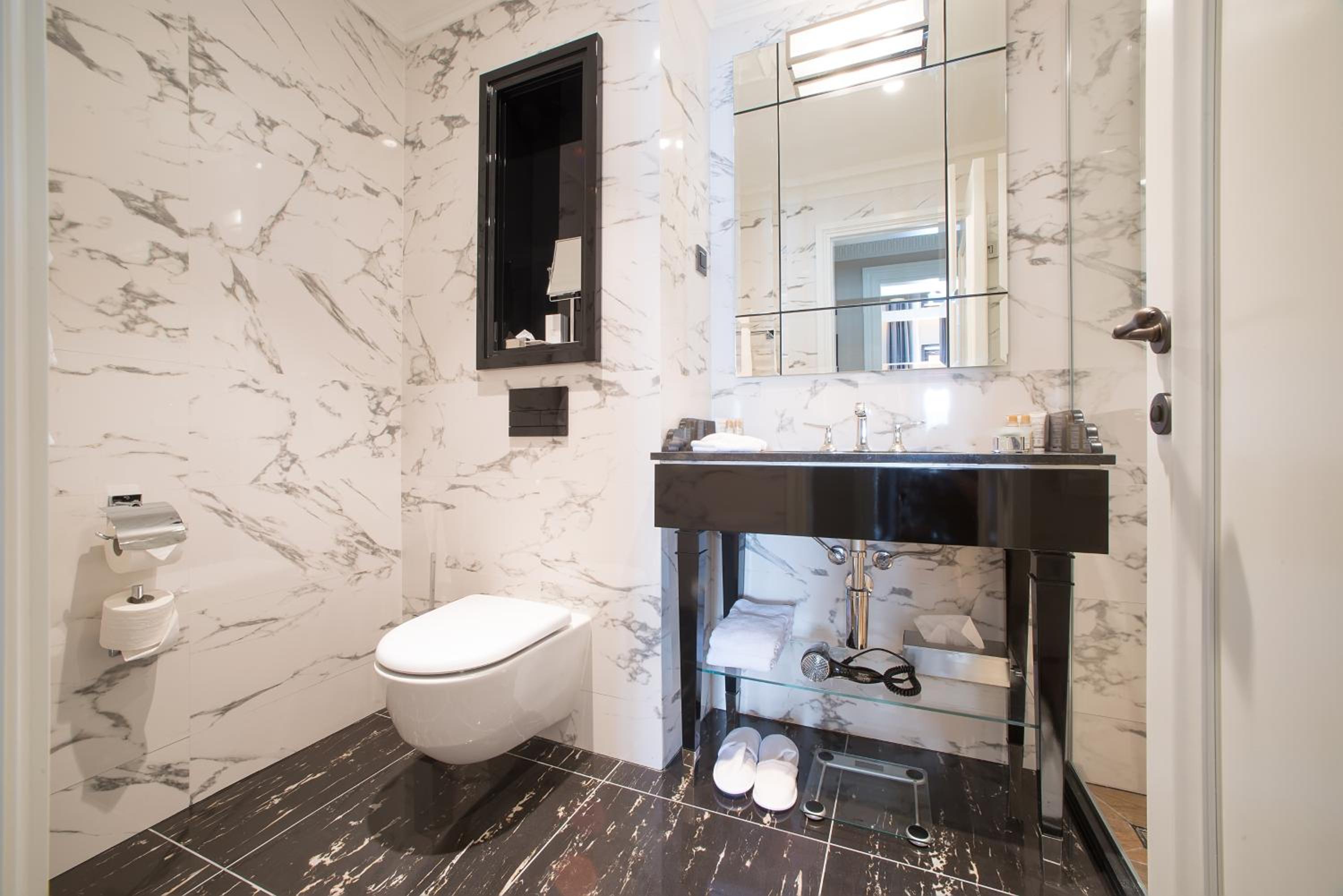 Prestige Double Room with Mountain View