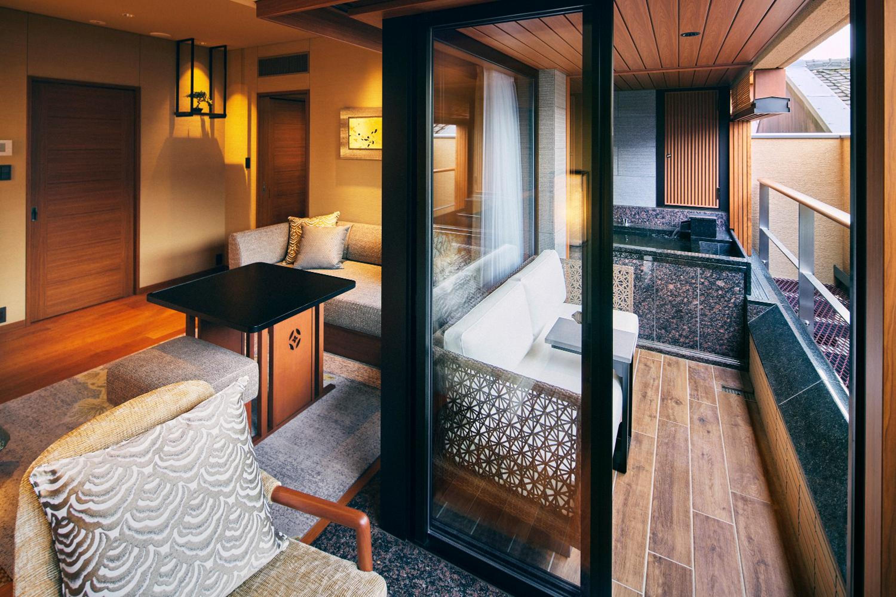 Precious Corner Twin - 2nd Floor