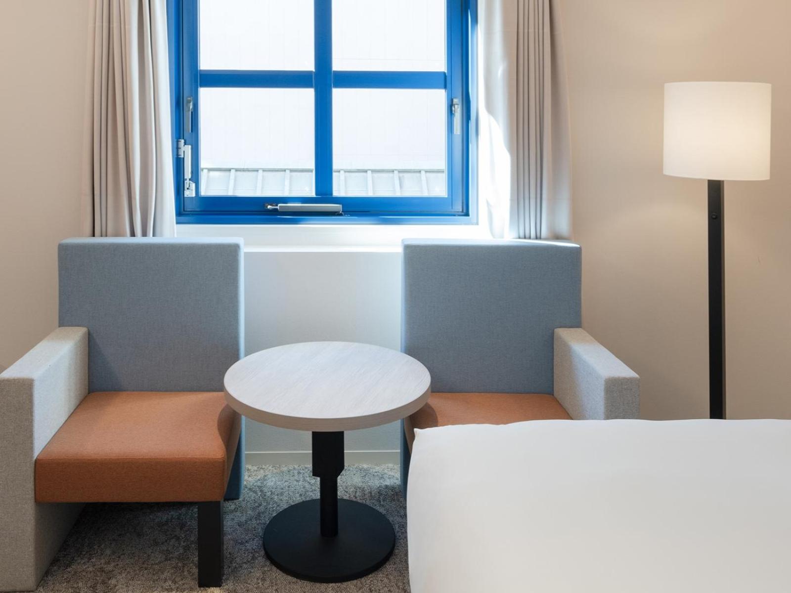 Deluxe King Room with Lounge Access