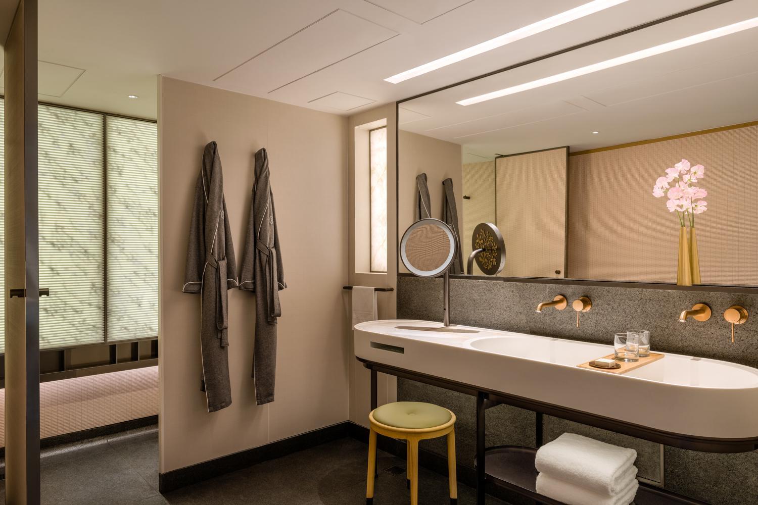 Studio King Suite with Harbor View and Club Access