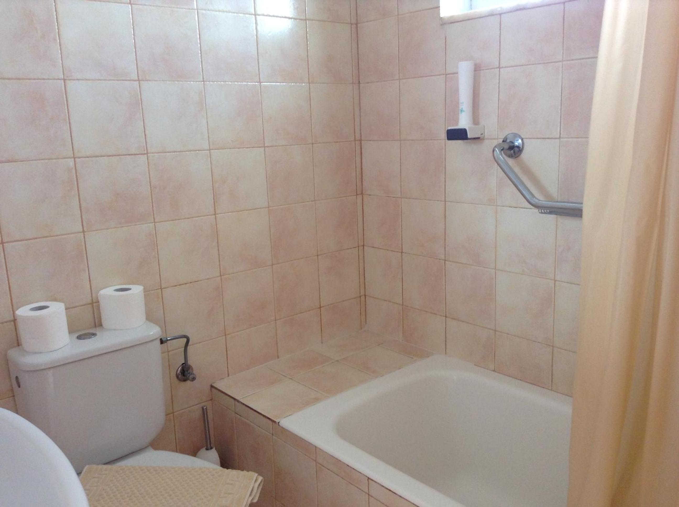 Standard Twin Room with Sea View