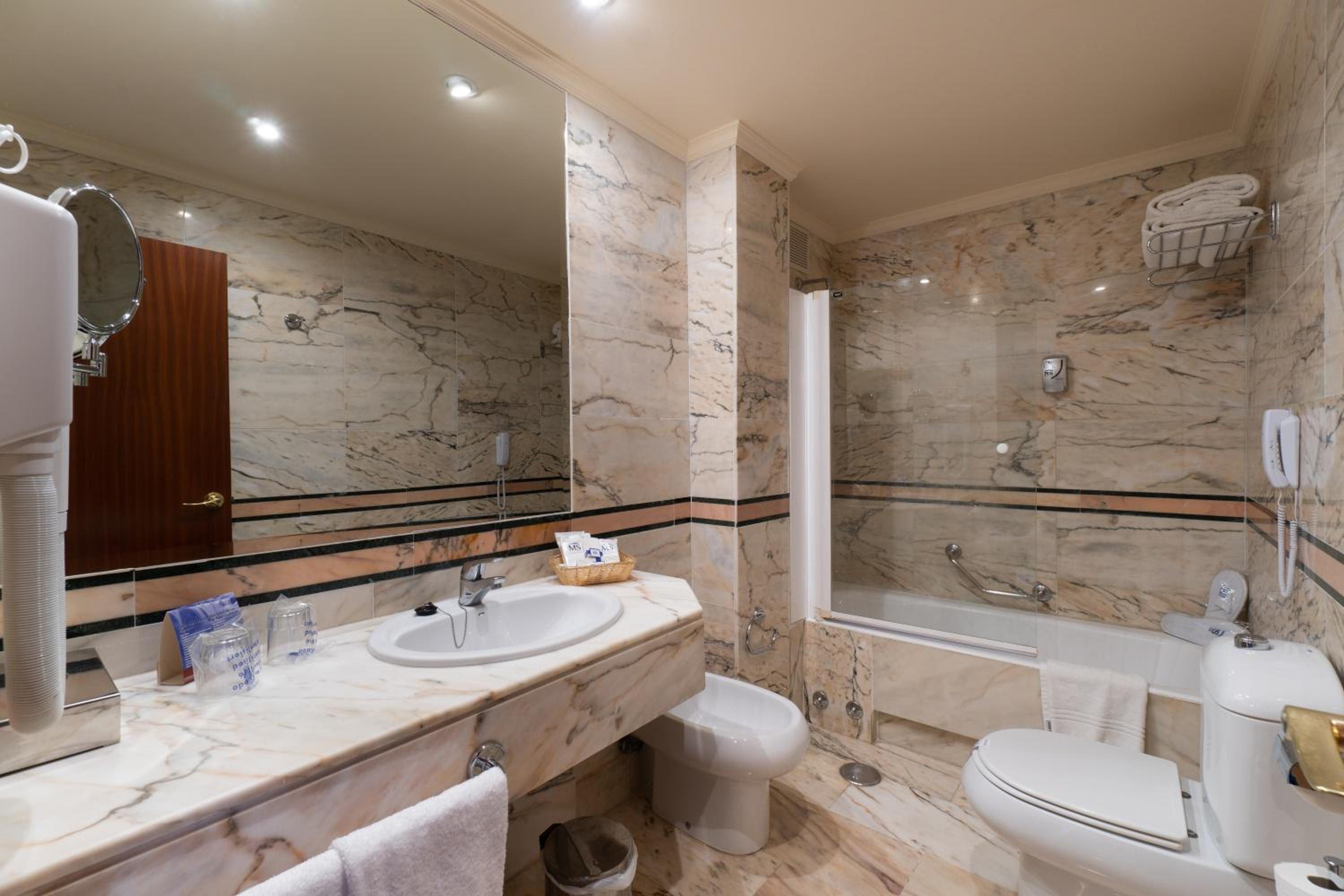 Superior Double Room with Frontal Sea View