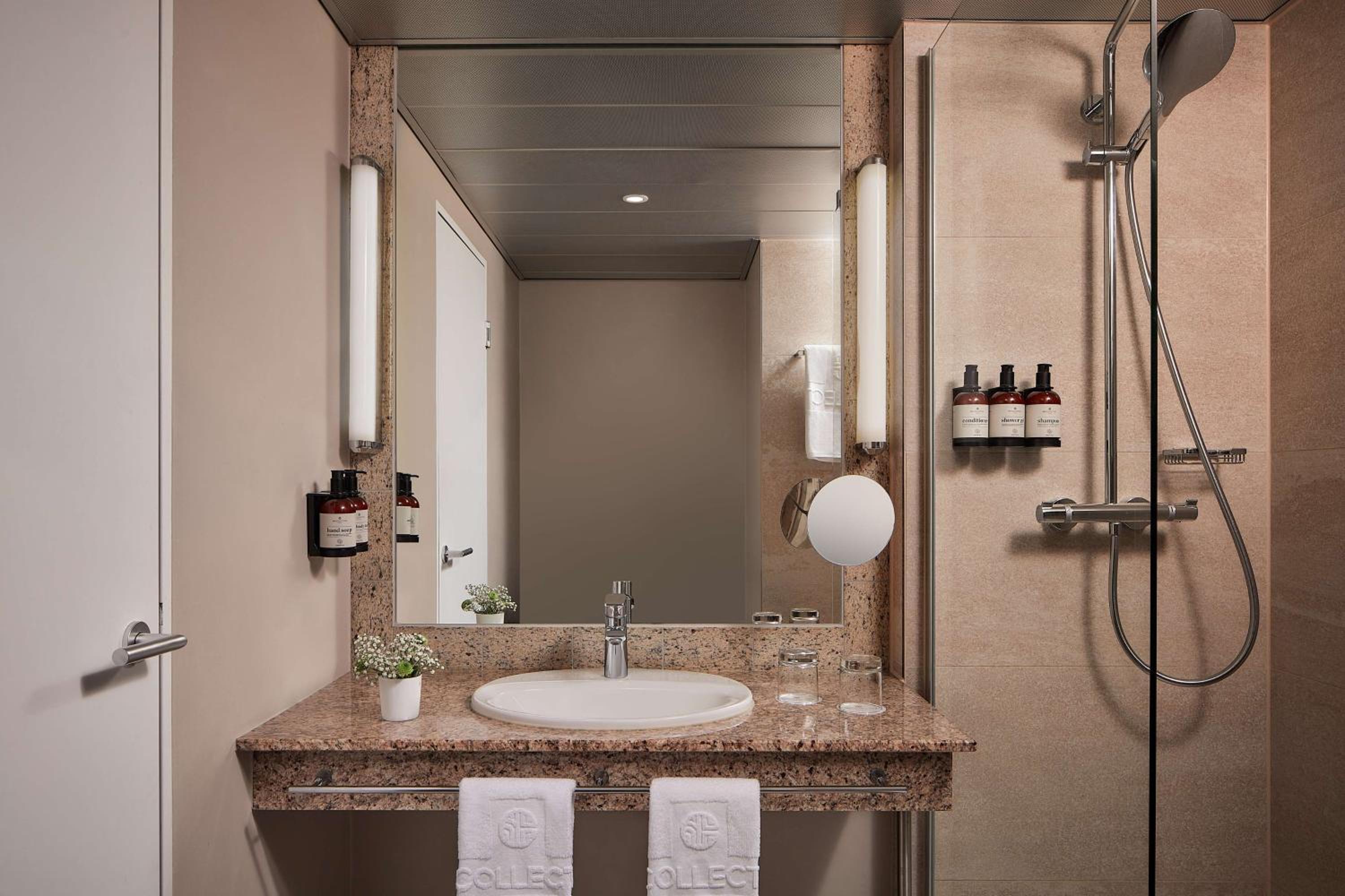 Superior Double Or Twin Room Free Parking Promo