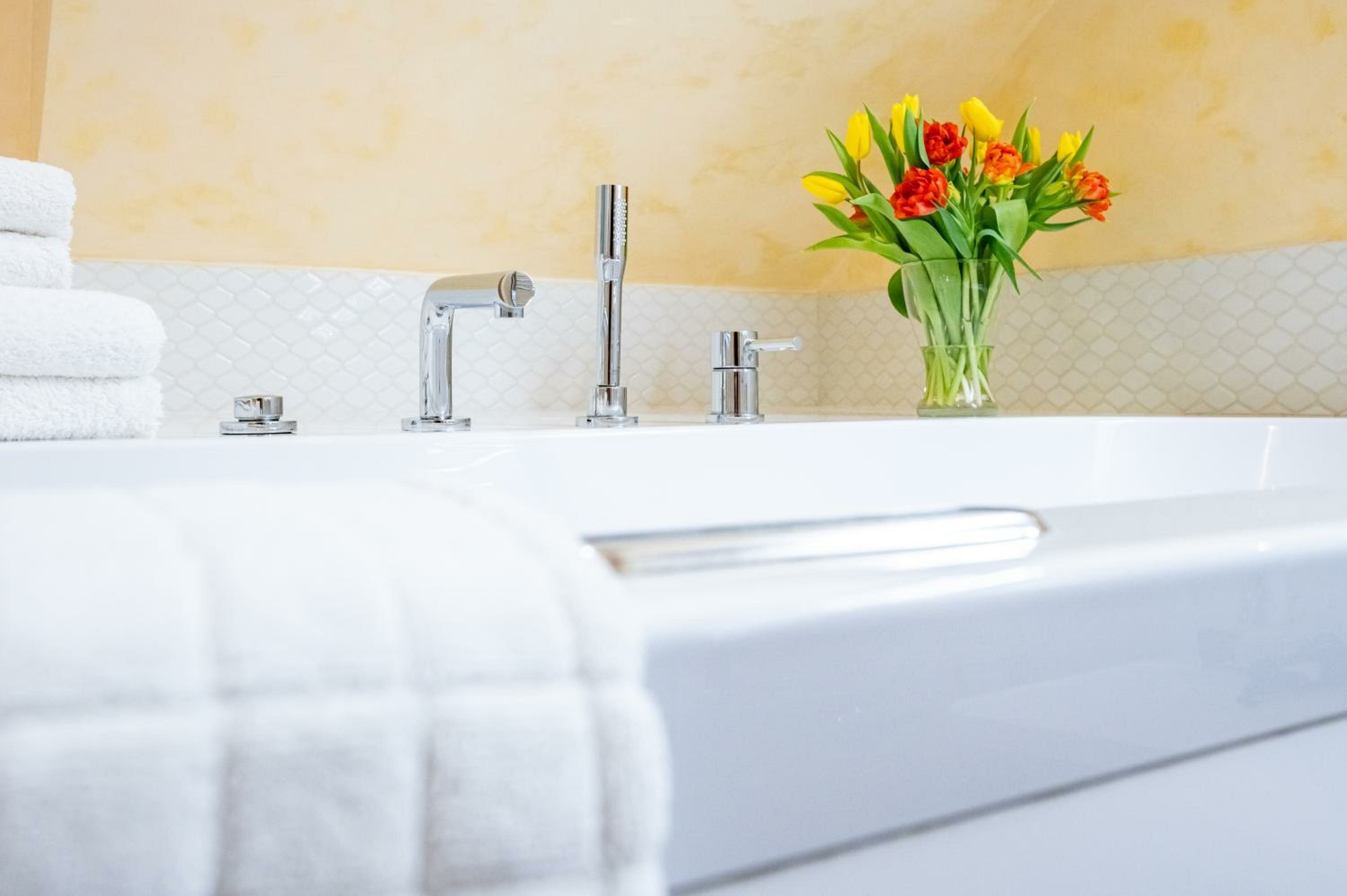 Penthouse Apartment (4 Adults)