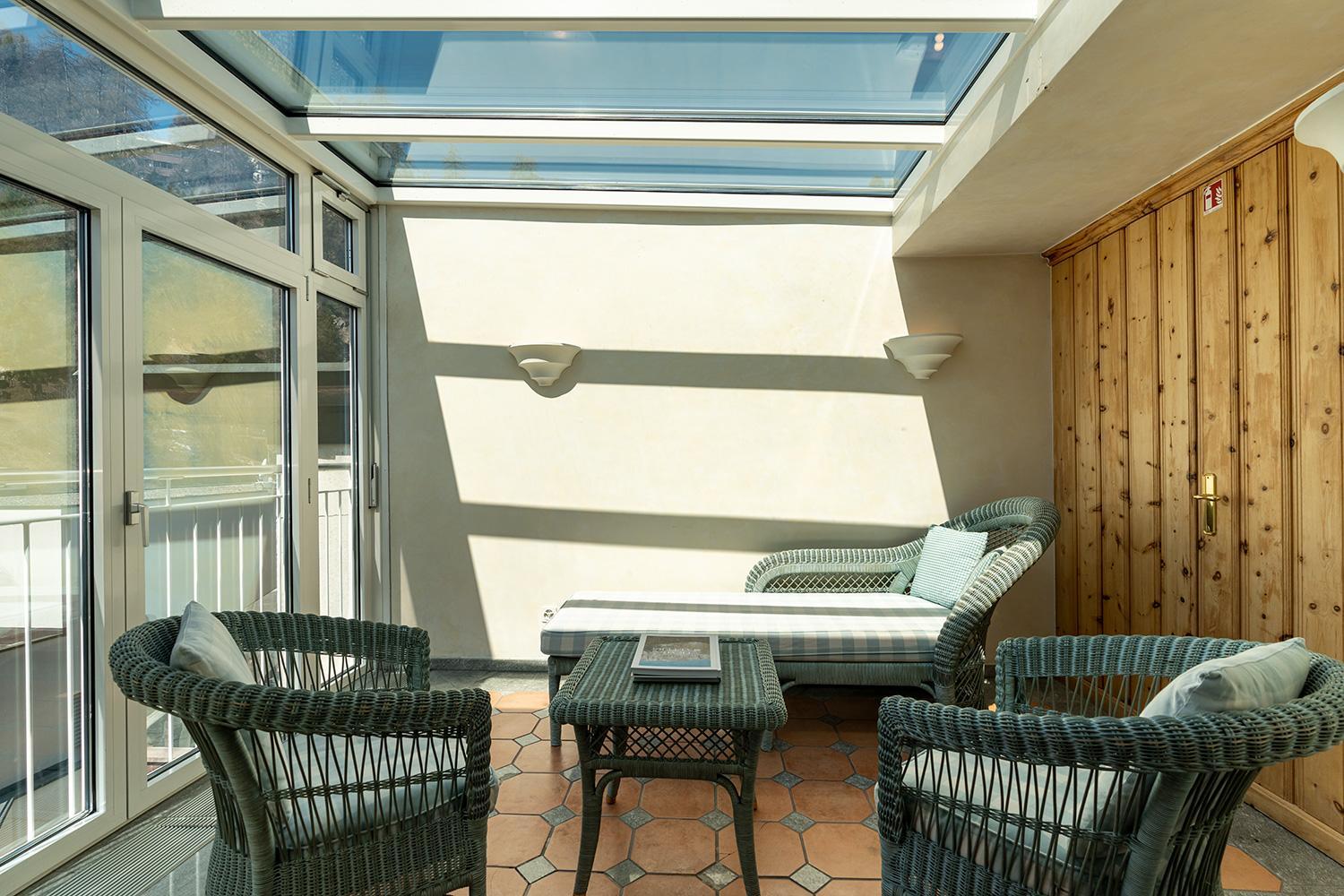 Suite with Mountain View