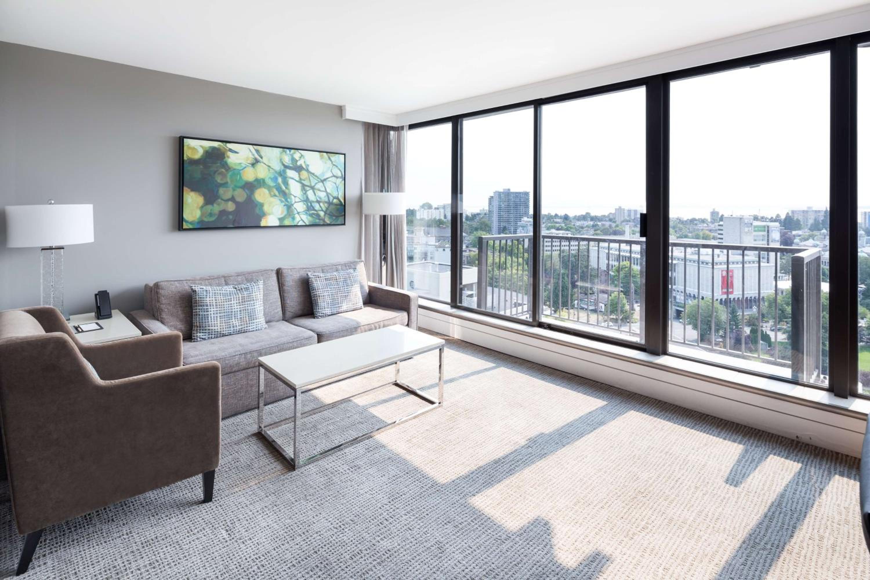 Two-Bedroom Suite with Two King Beds - City View
