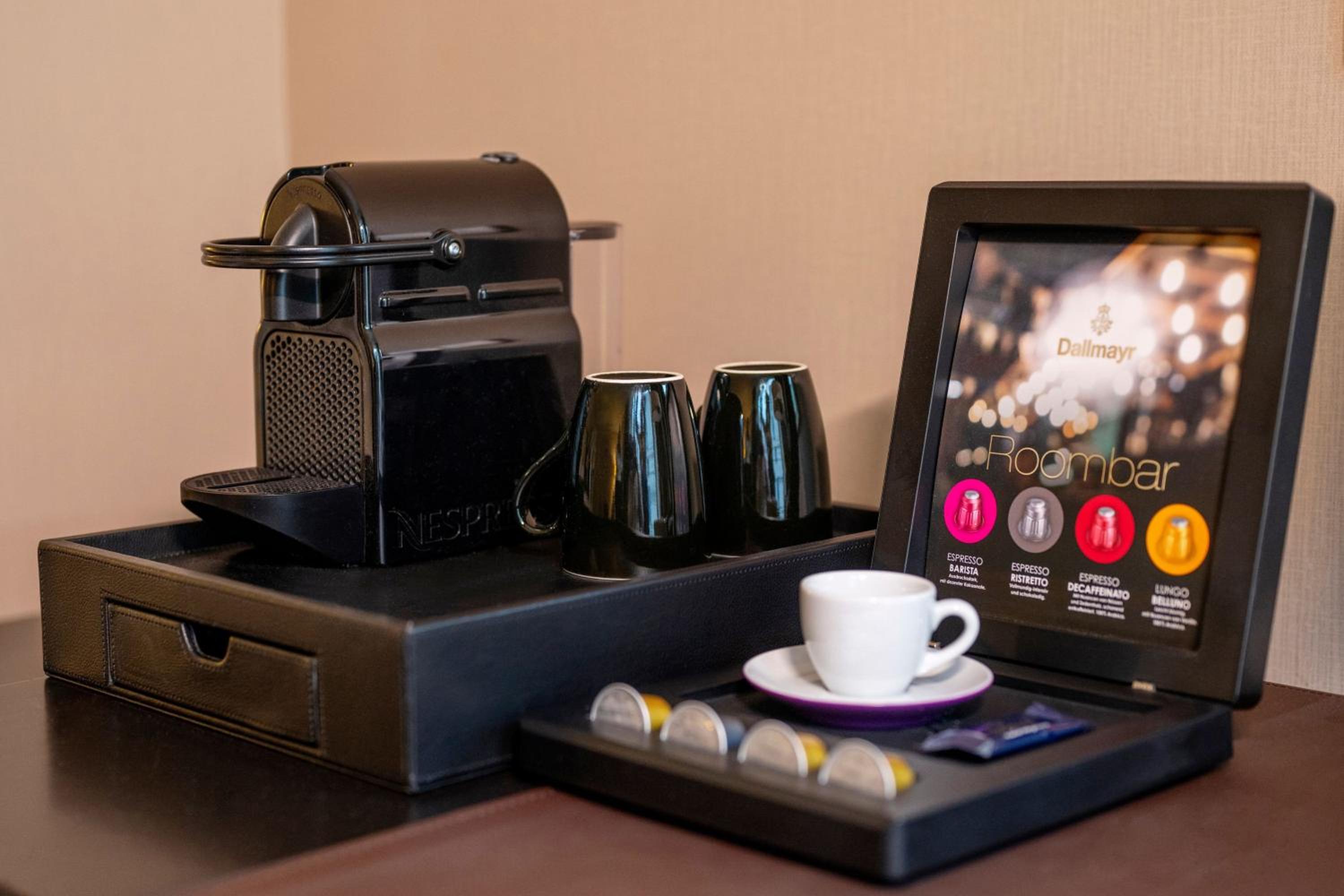 Junior Suite, Club Lounge Access