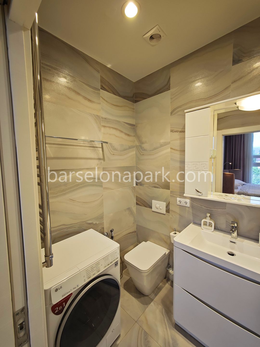 Изысканный 2-комнтаный апартамент! Центр Сочи! Пляж в 5 минутах!