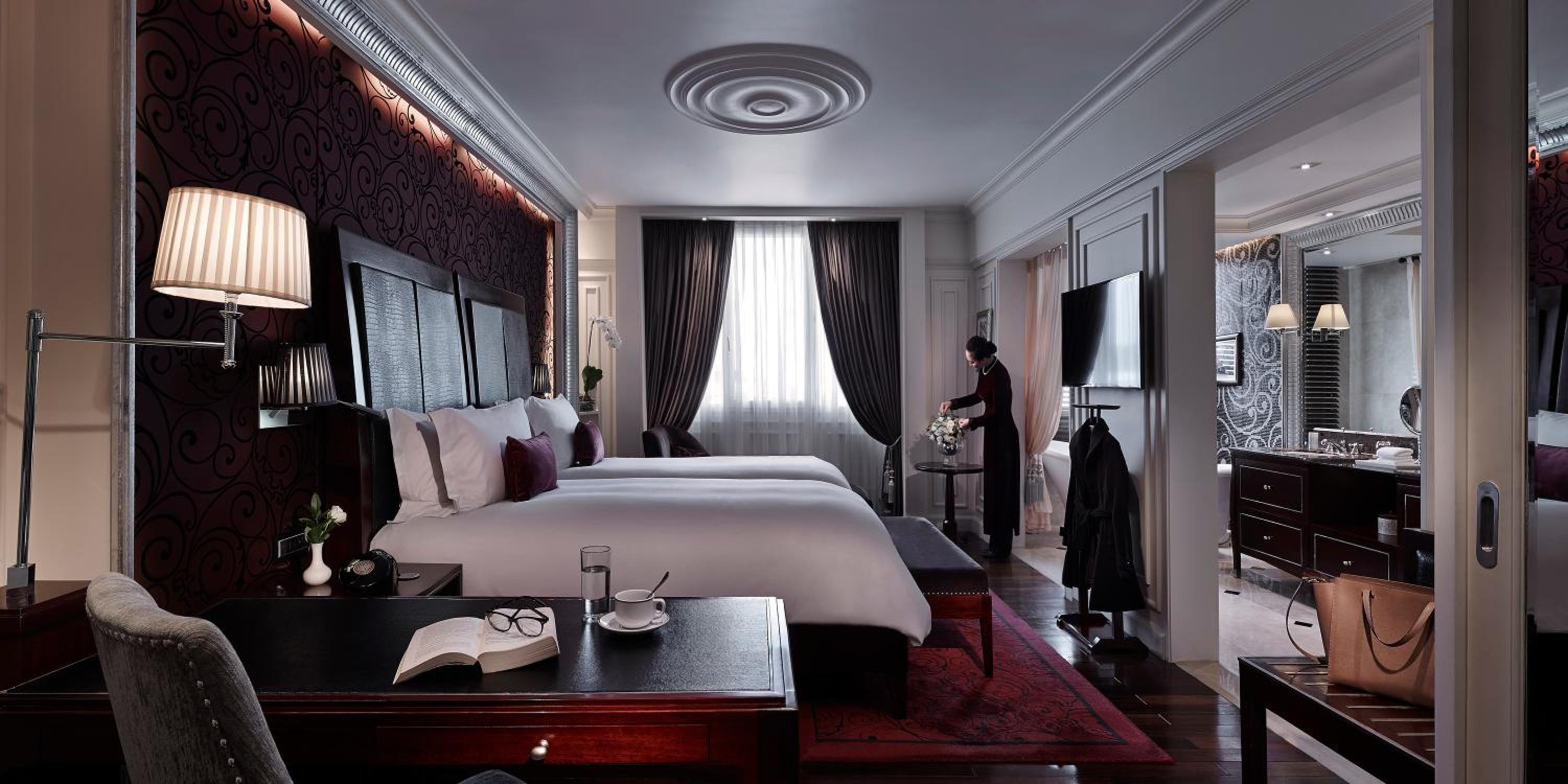 Legendary Indulgence package - Grand Premium Room
