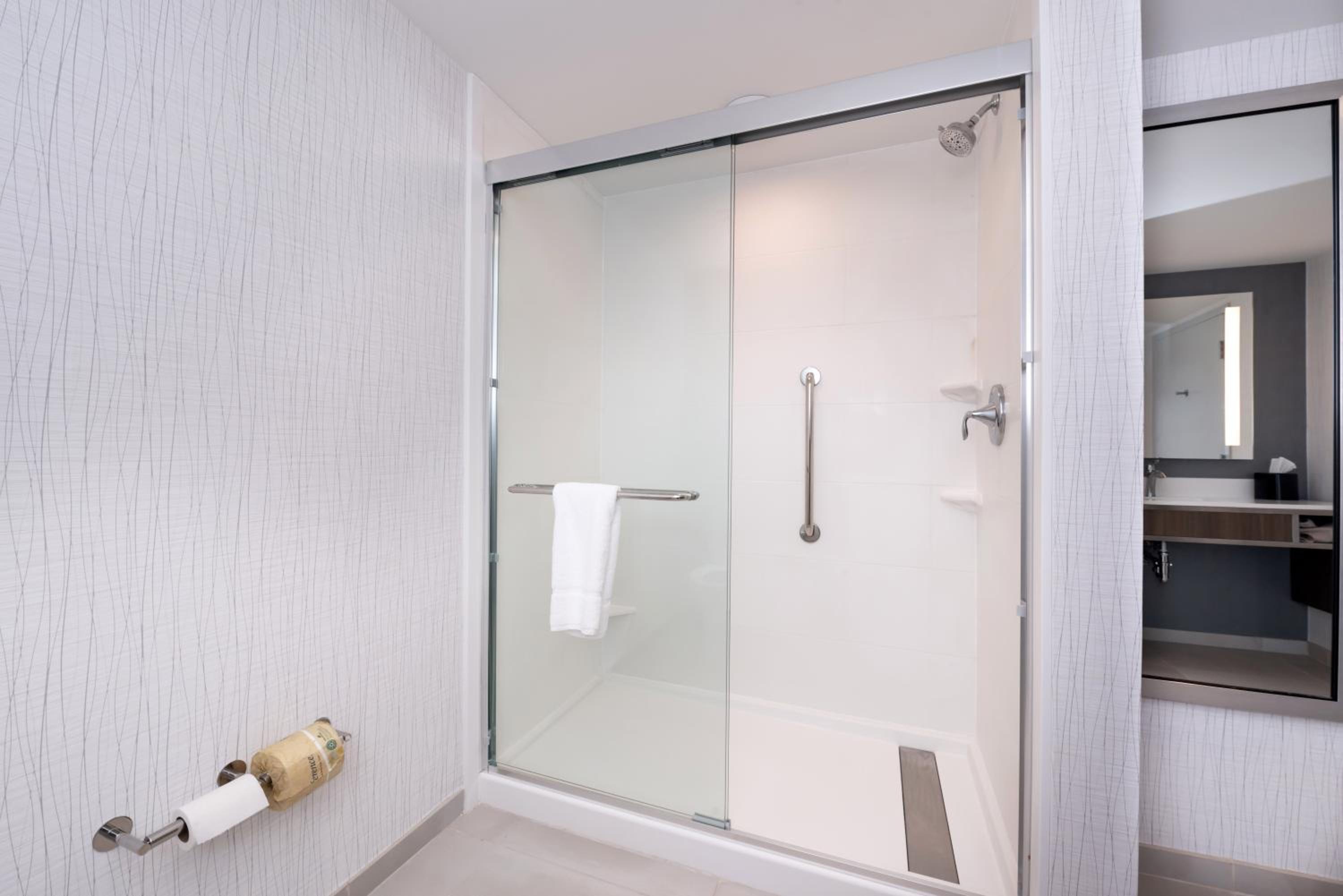 One-Bedroom King Suite