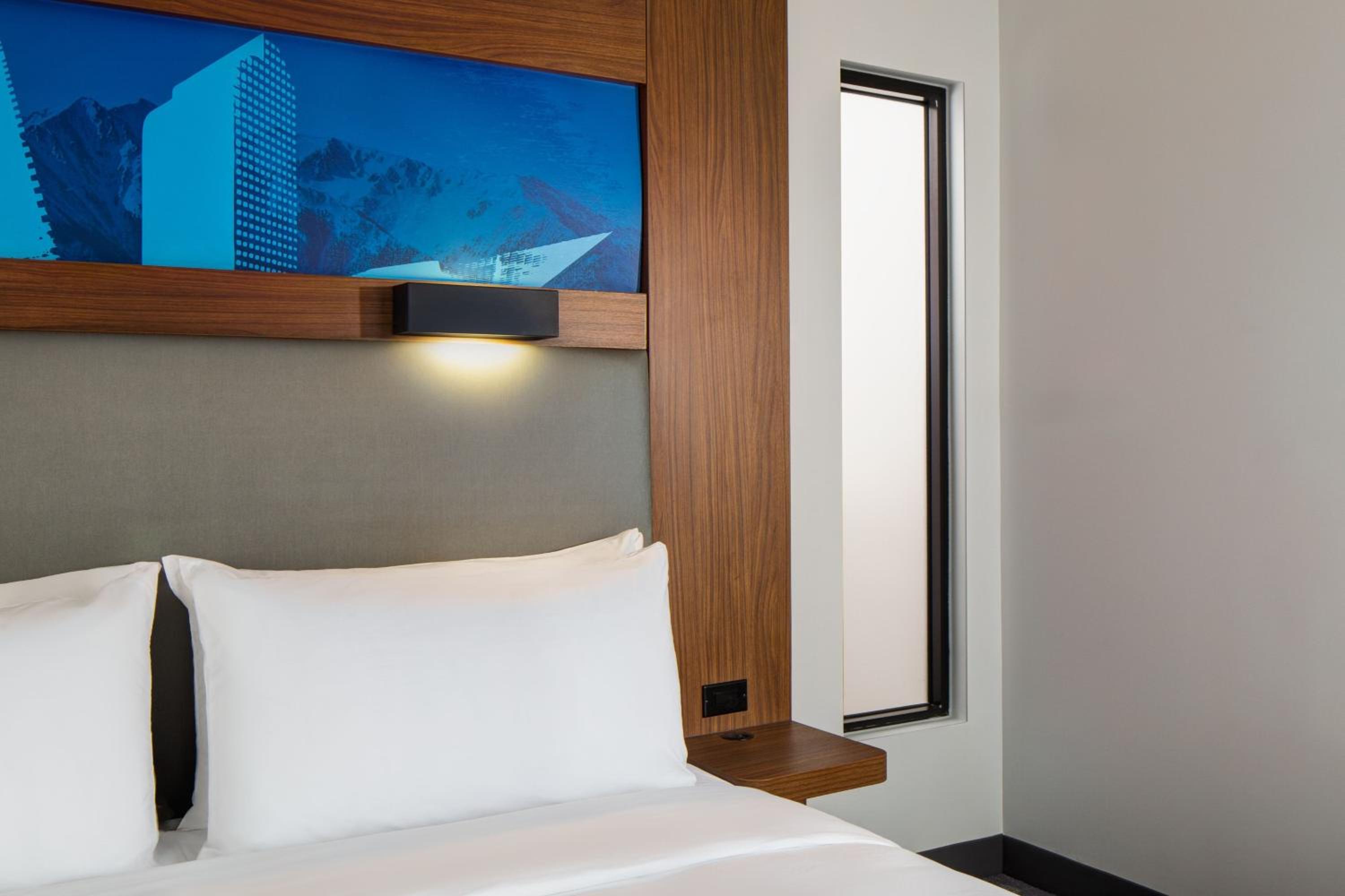 King Room - Hearing Accessible