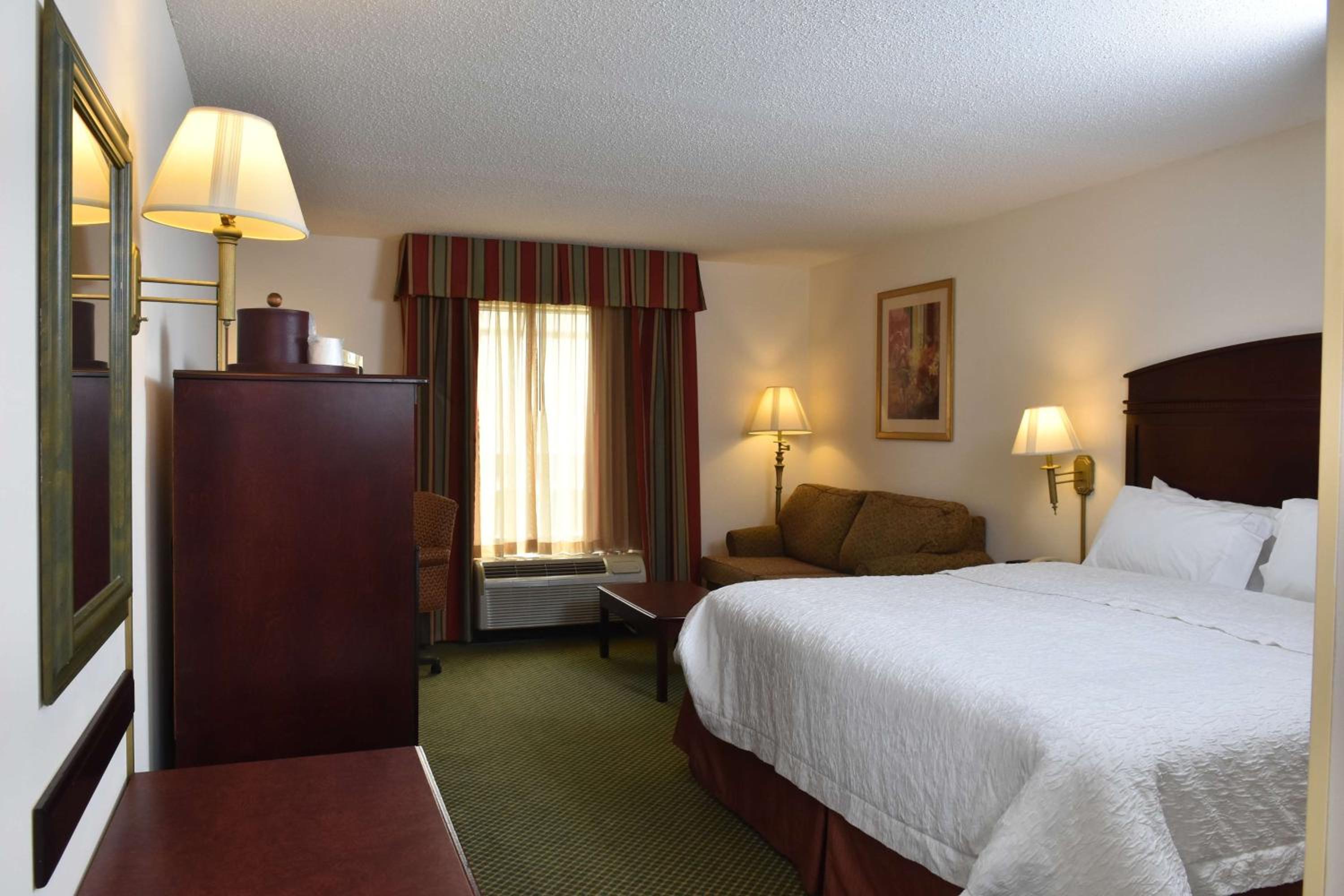 King Room - Mobility Access/Non-Smoking