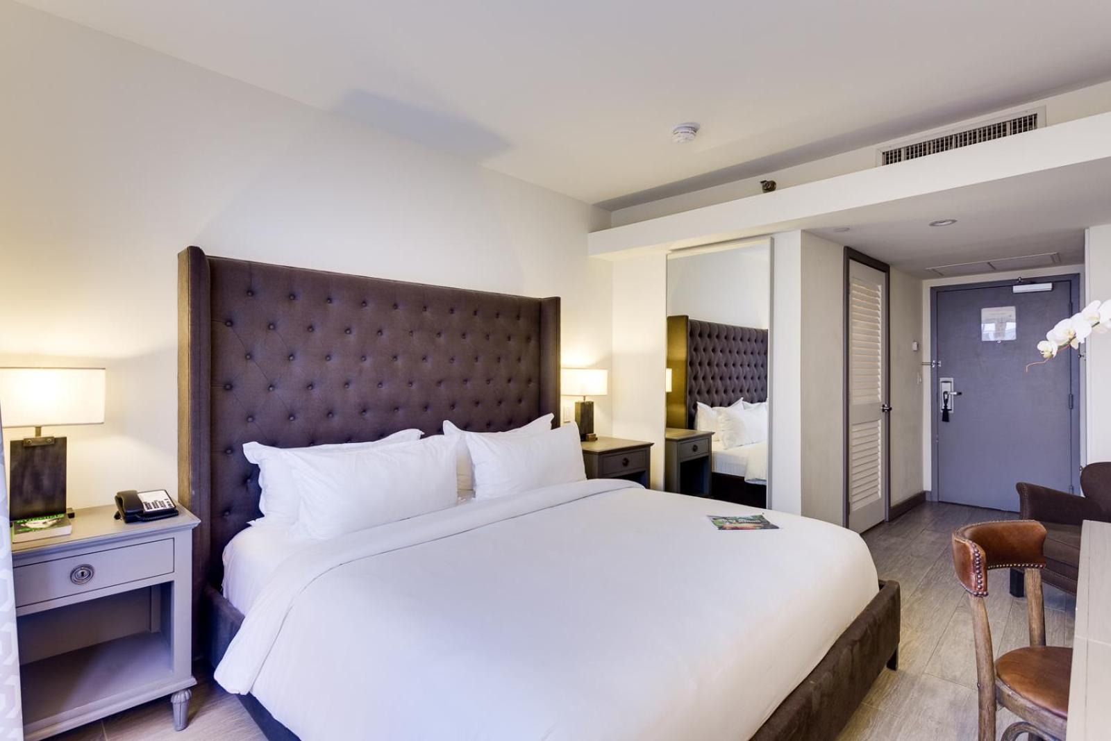 Accessible Classic Terrace King