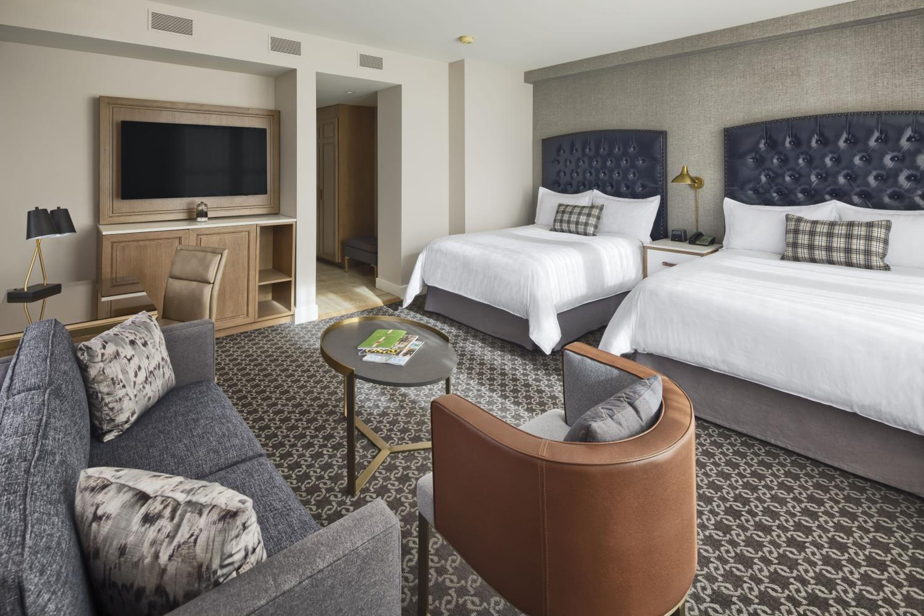 Deluxe Queen Room with Two Queen Beds