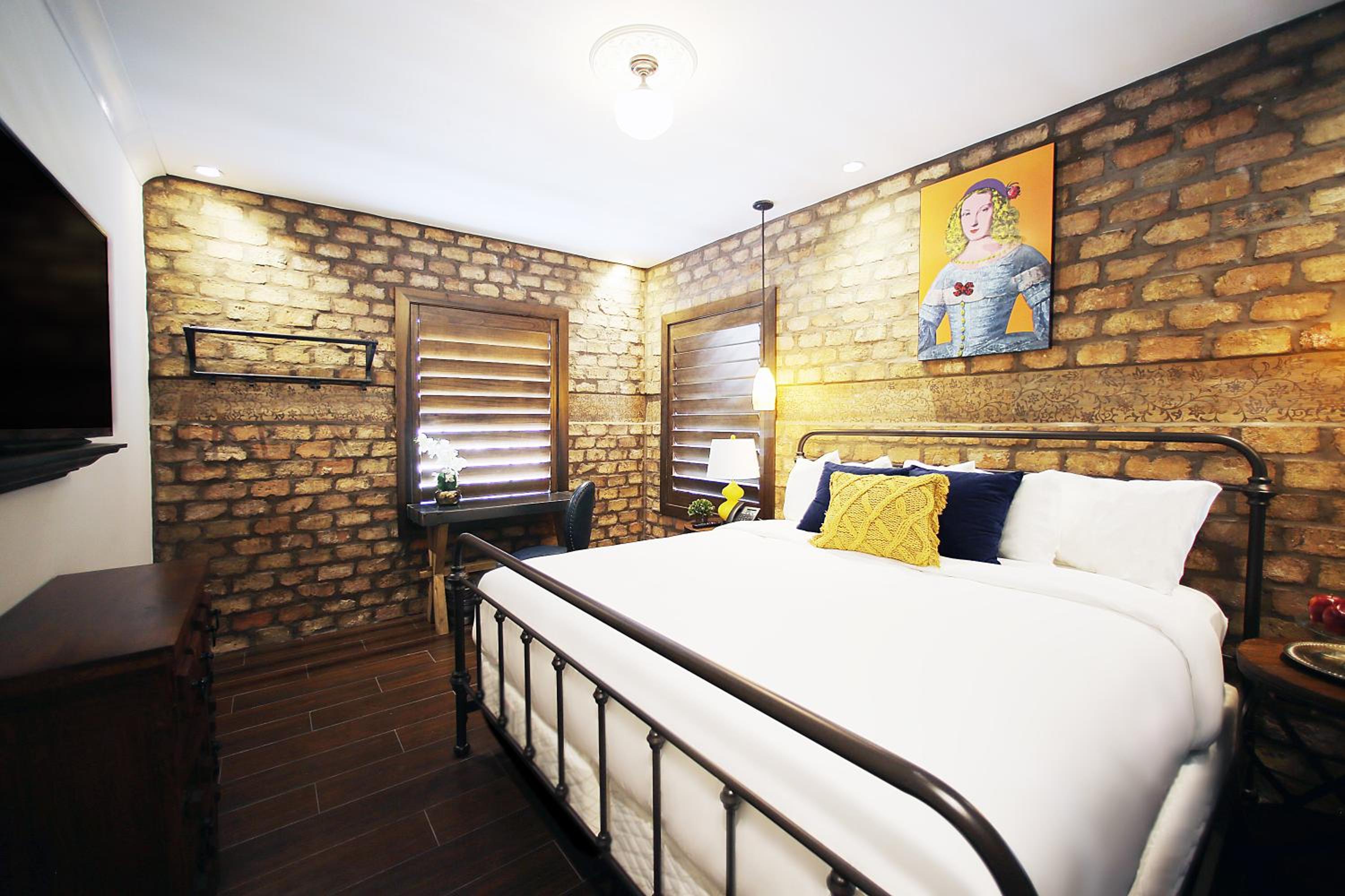 Deluxe King Room with Ocean View