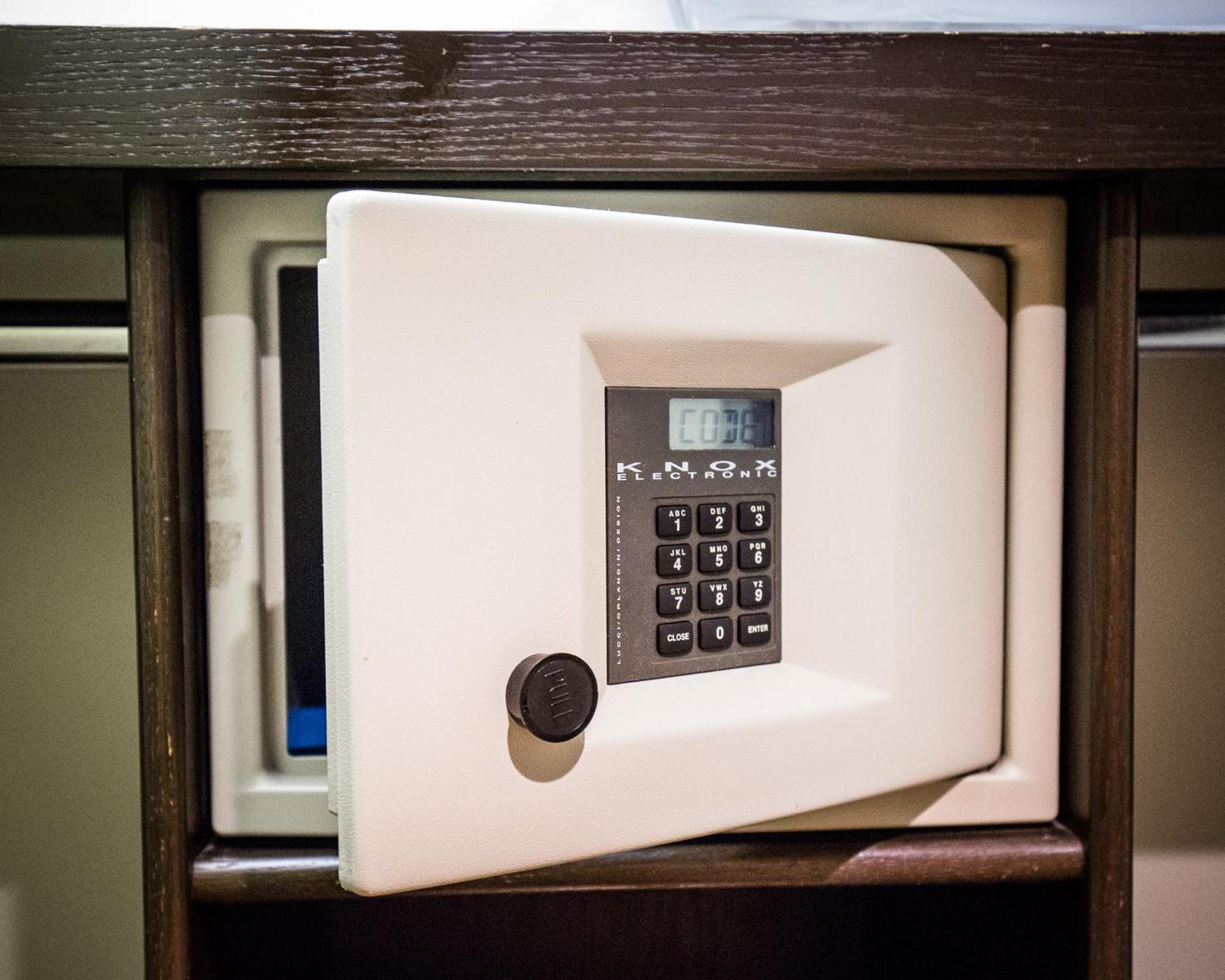 Deluxe Double Room with Two Double Beds