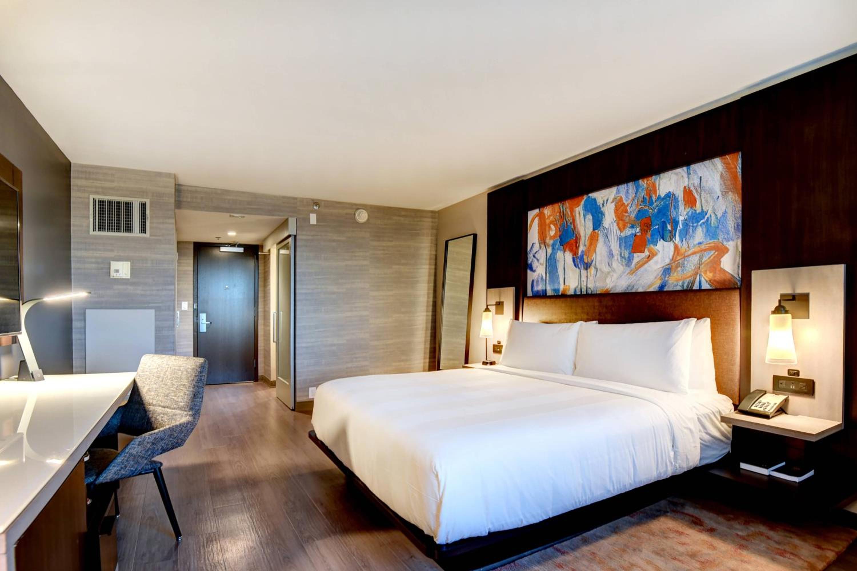 King Room with Sofa Bed