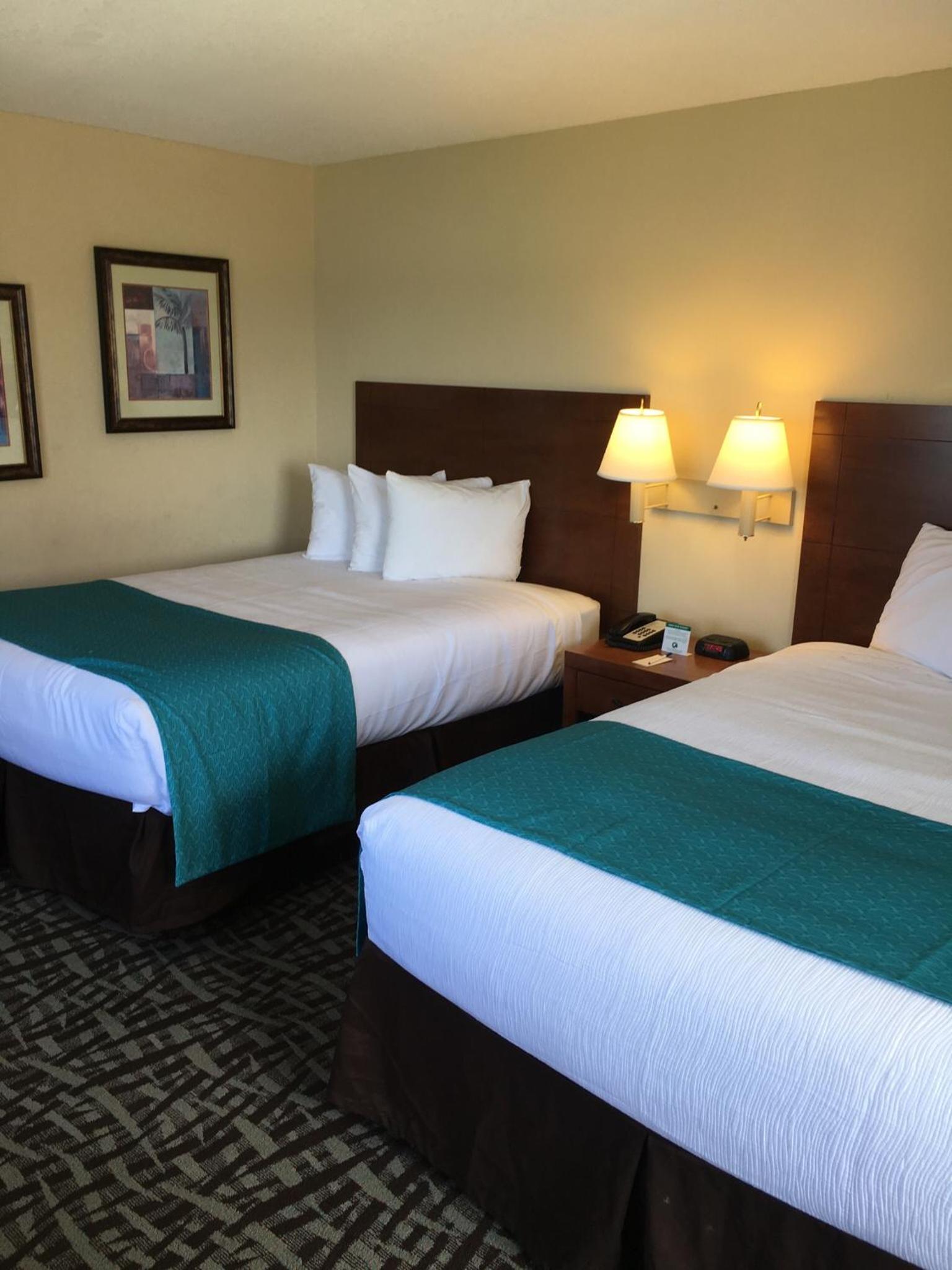 Queen Room with Two Queen Beds and Partial Gulf View