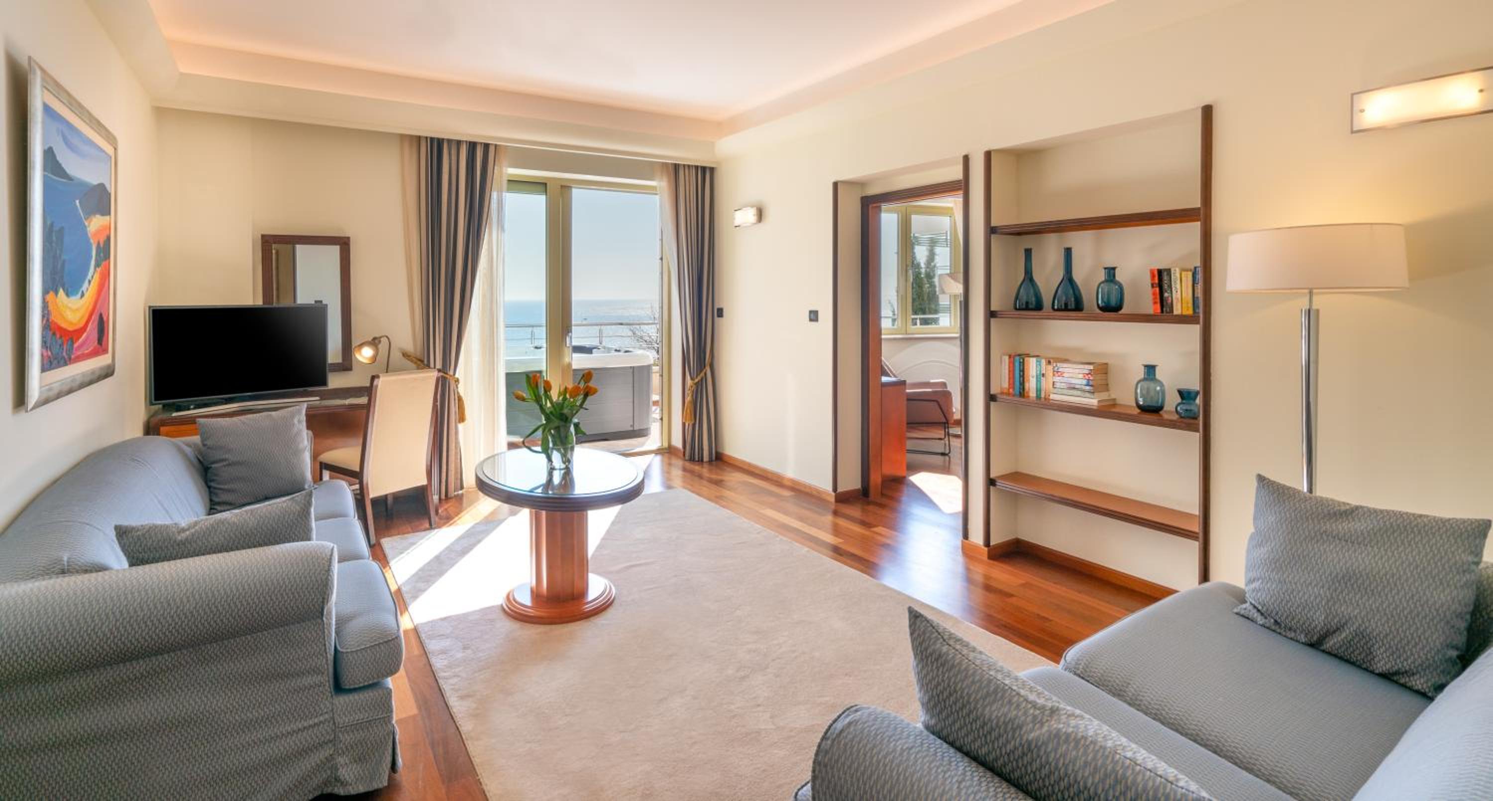 Executive Suite with Terrace and Sea View