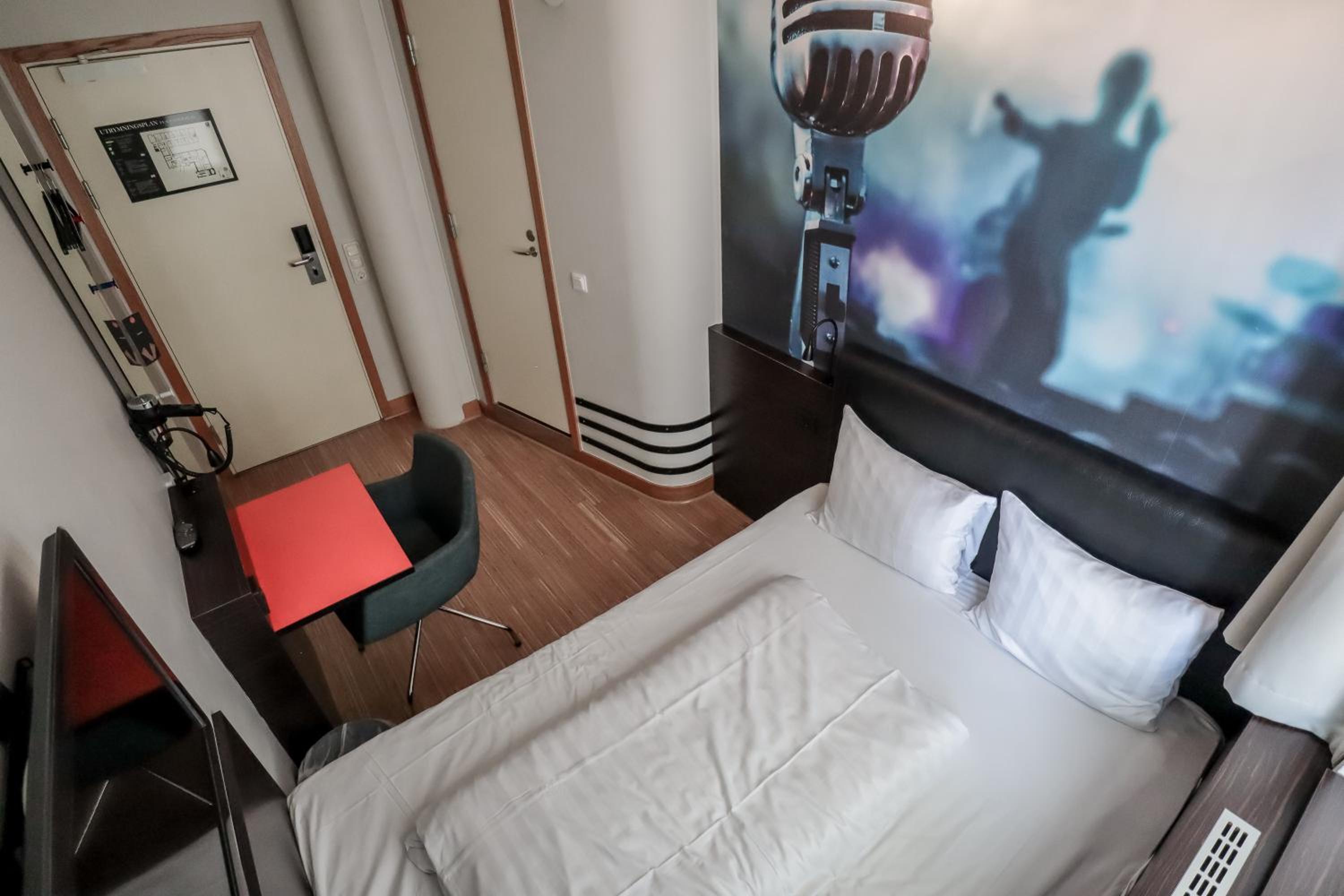 Compact Double Room